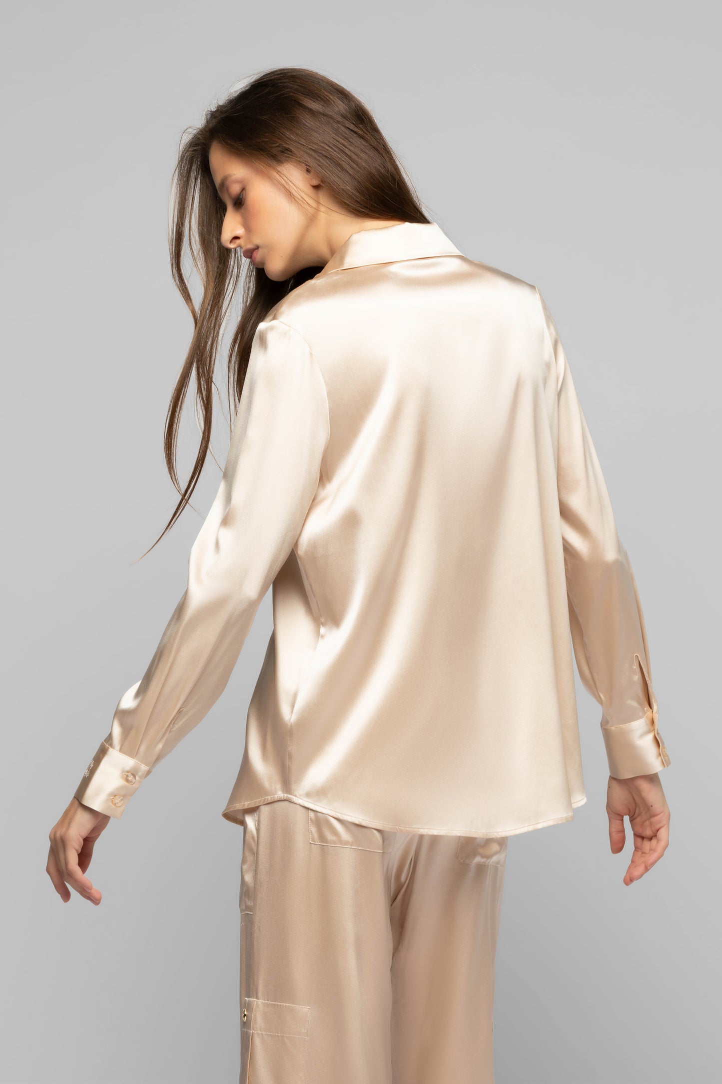 Chemise Levy beige en soie mode femme luxe