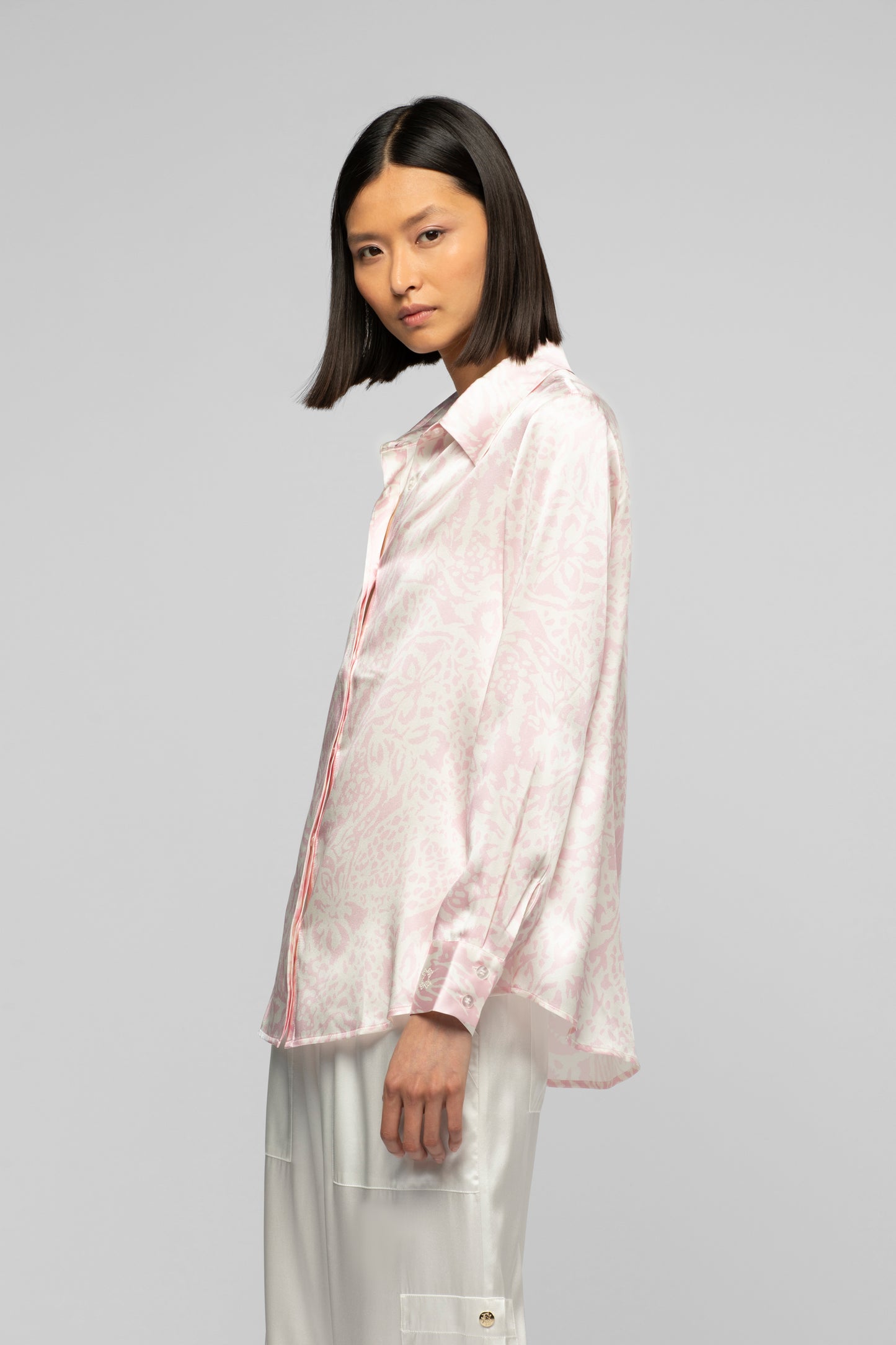 Chemise Levy léopard rose en soie mode femme luxe