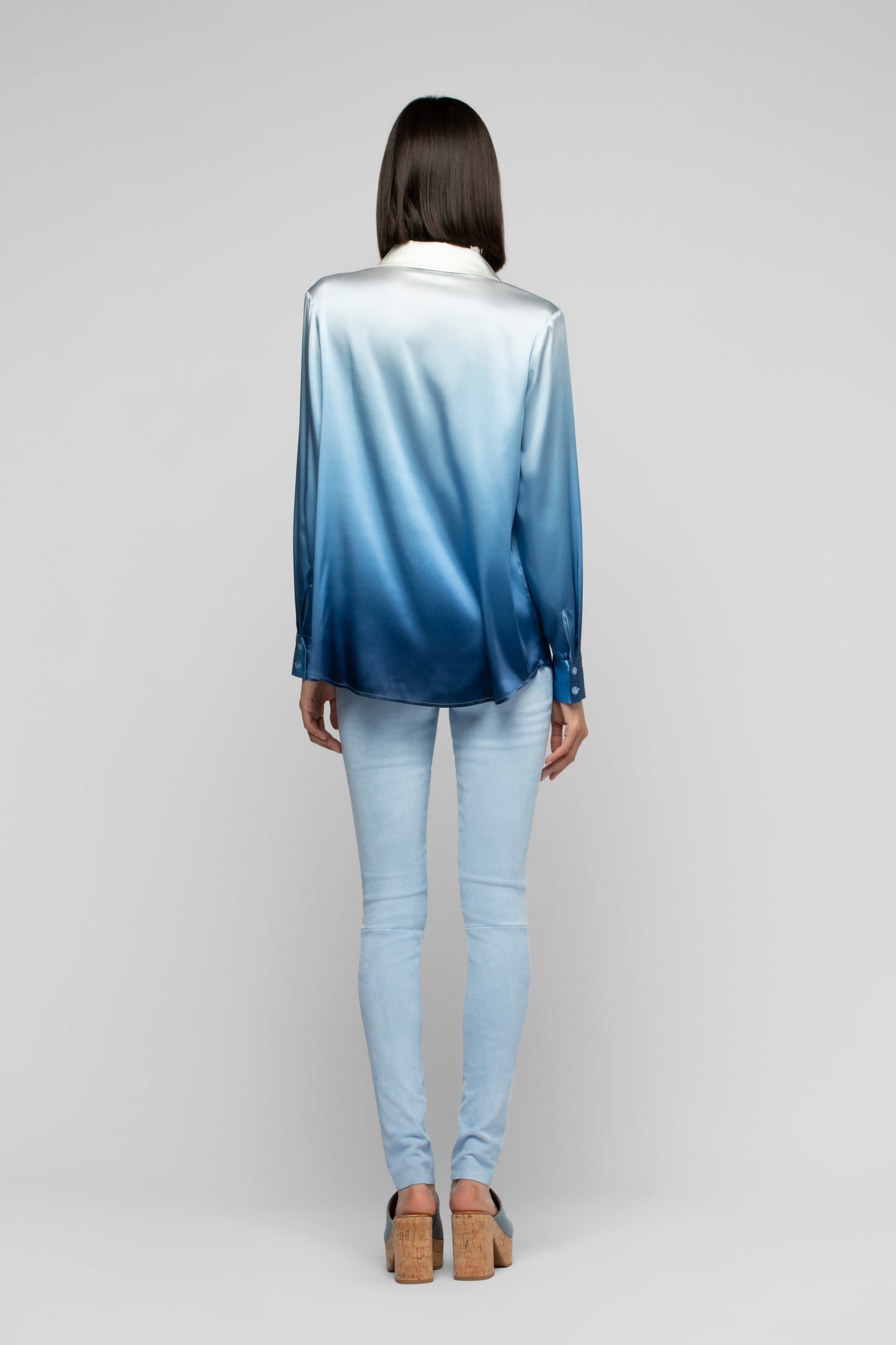 Chemise Levy tie-dye bleu en soie mode femme luxe