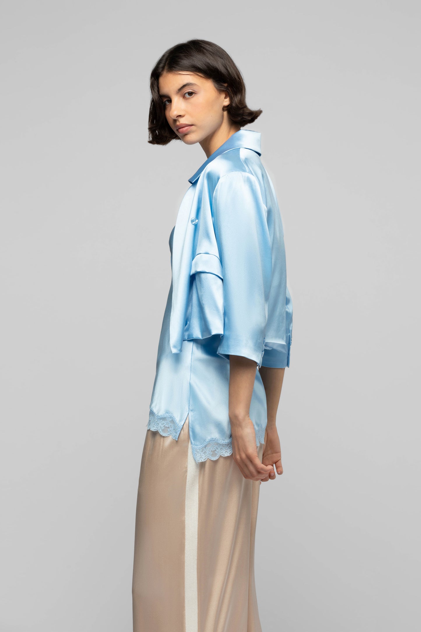 Veste Vaicha bleu ciel en soie mode femme luxe