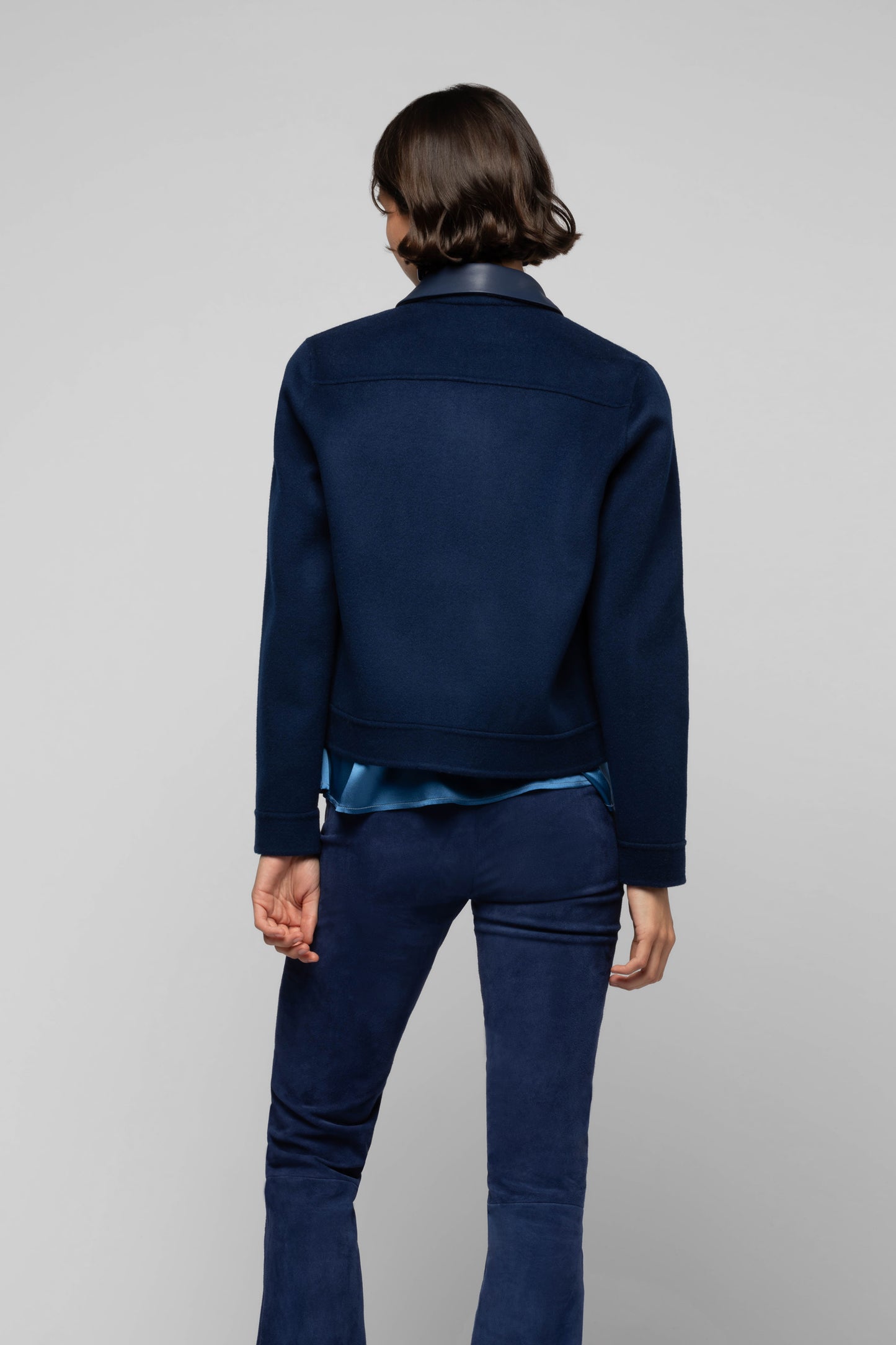 Veste Vamani bleu marine en laine et cuir mode femme luxe