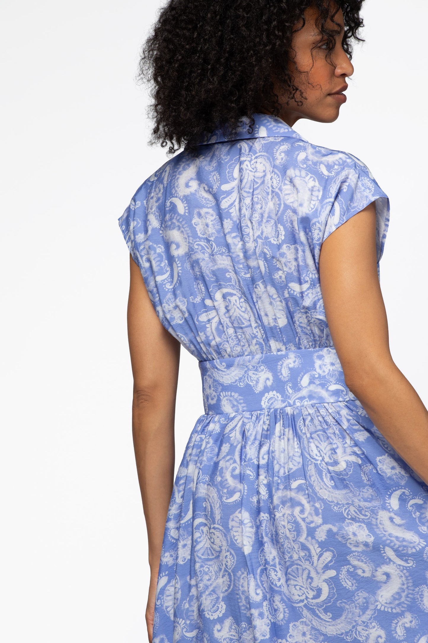 Robe longue luxe avec ceinture MAX&MOI vêtement femme contemporain coloris bleu