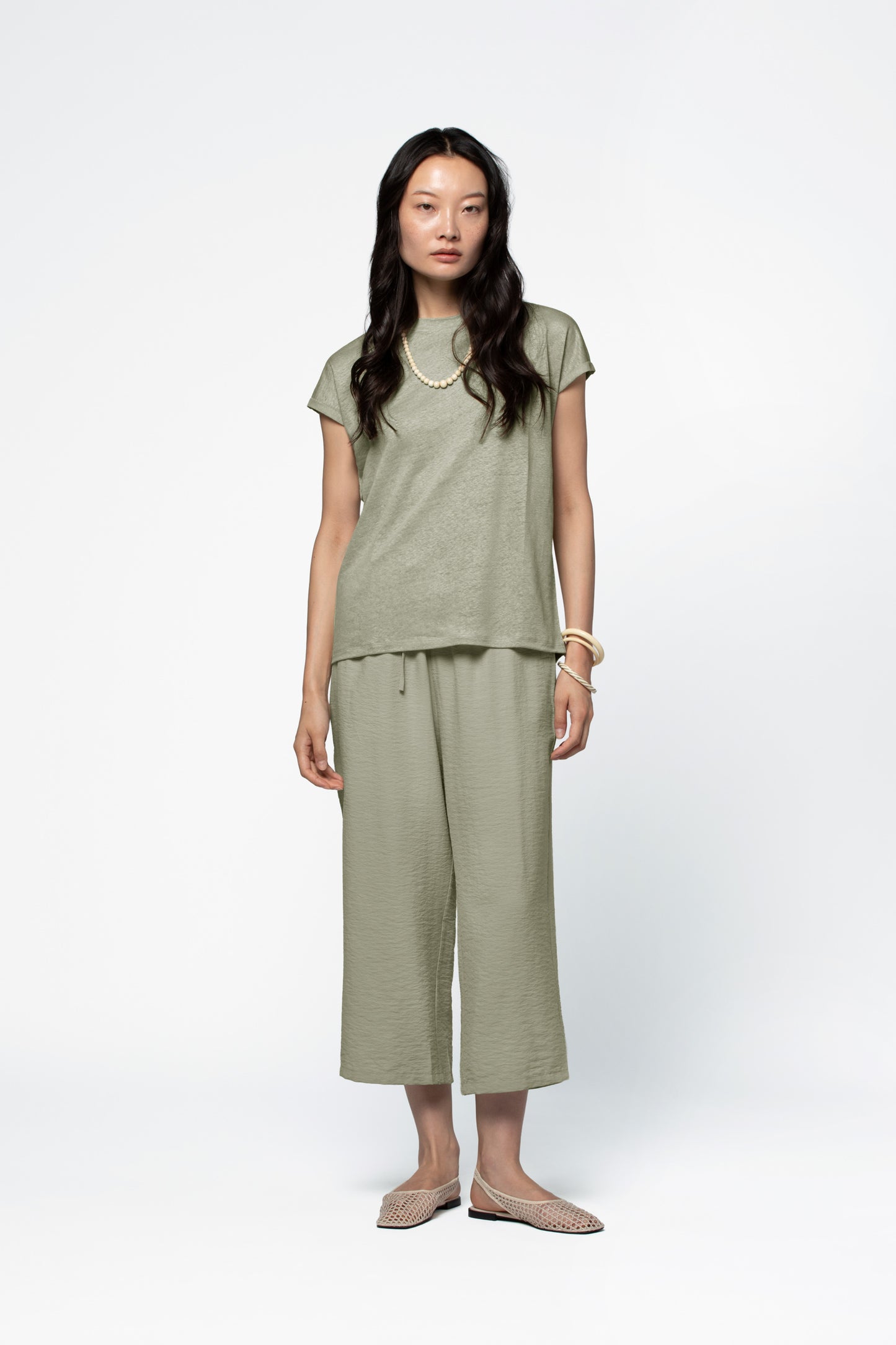 T-shirt lin manches courtes luxe femme MAX&MOI silhouette contemporaine vert