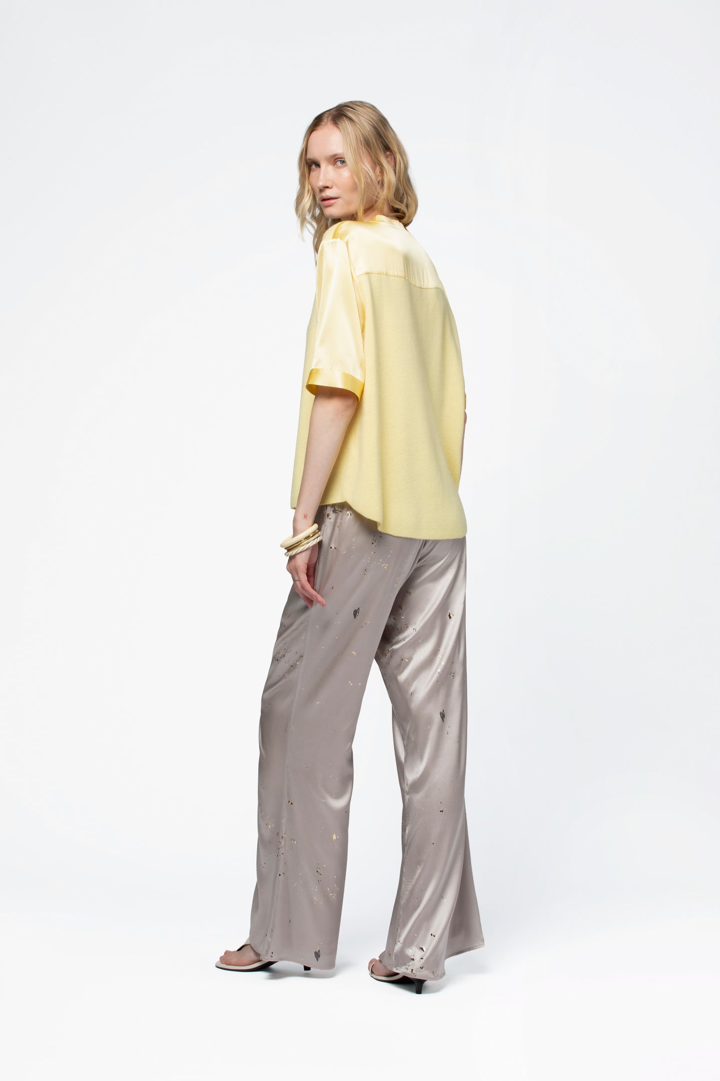 Top manches courtes cachemire avec col V en soie pour femme sun MAX&MOI style élégant