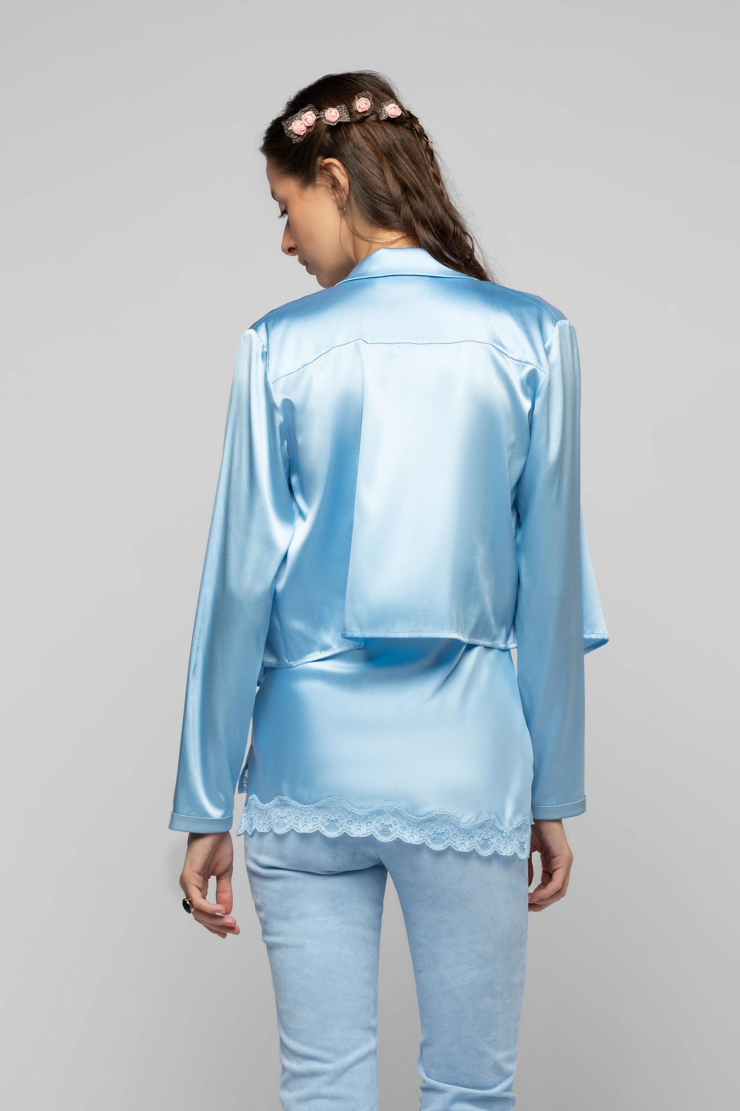 Gilet Ganouk bleu ciel en soie et cuir mode femme luxe
