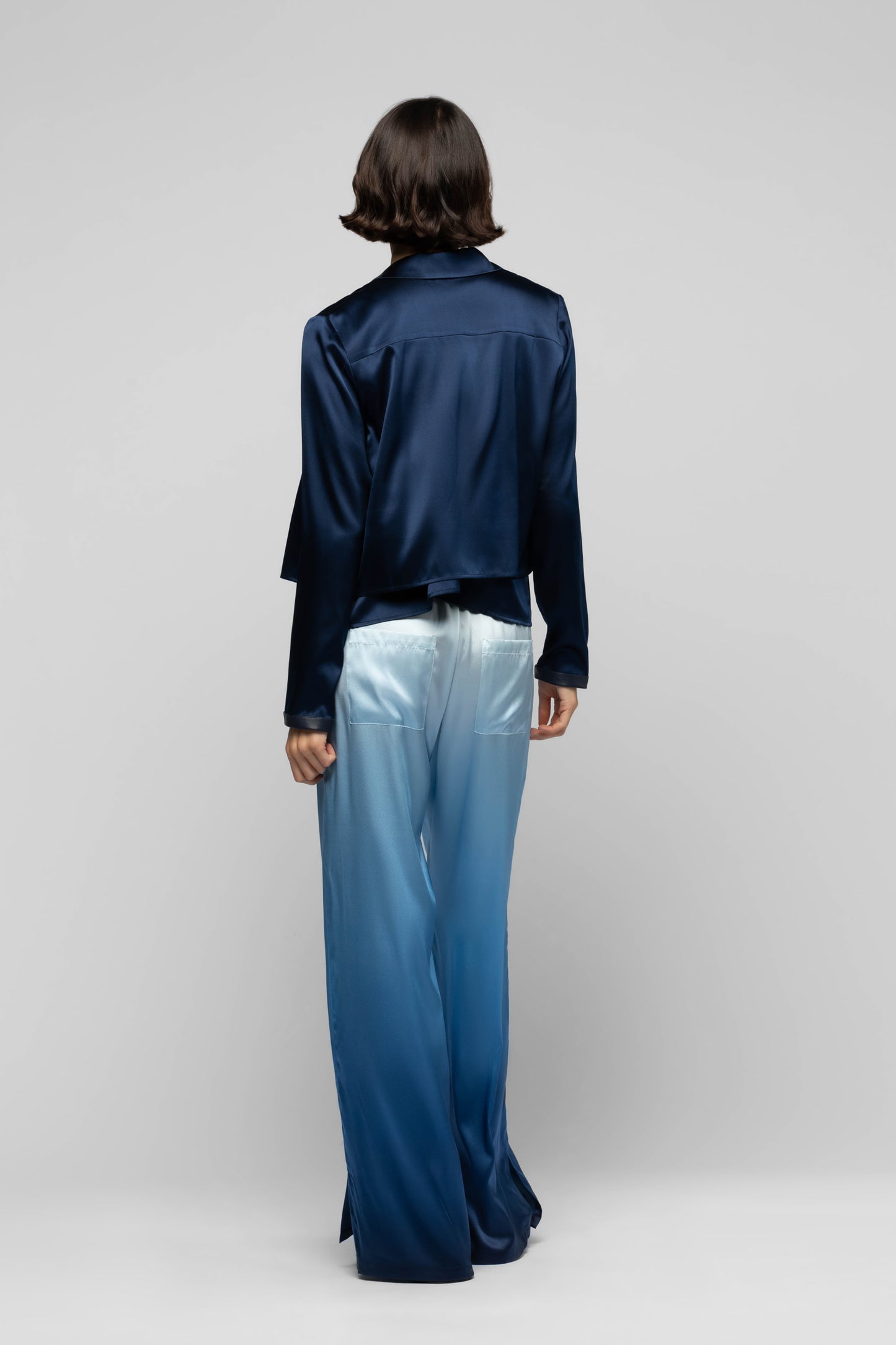 Gilet Ganouk bleu marine en soie et cuir mode femme luxe