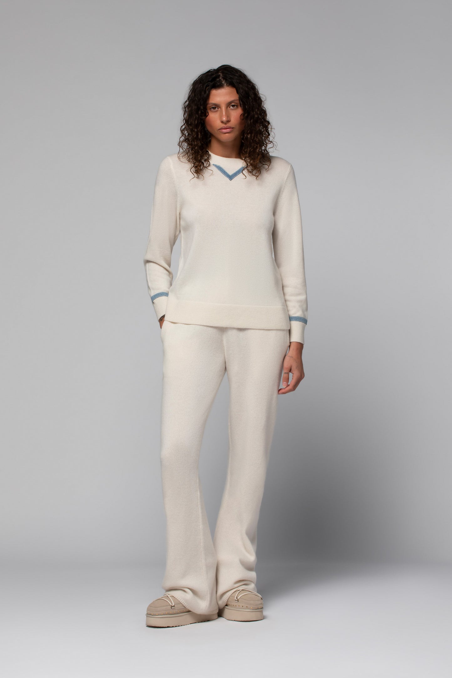 PARIS sweater