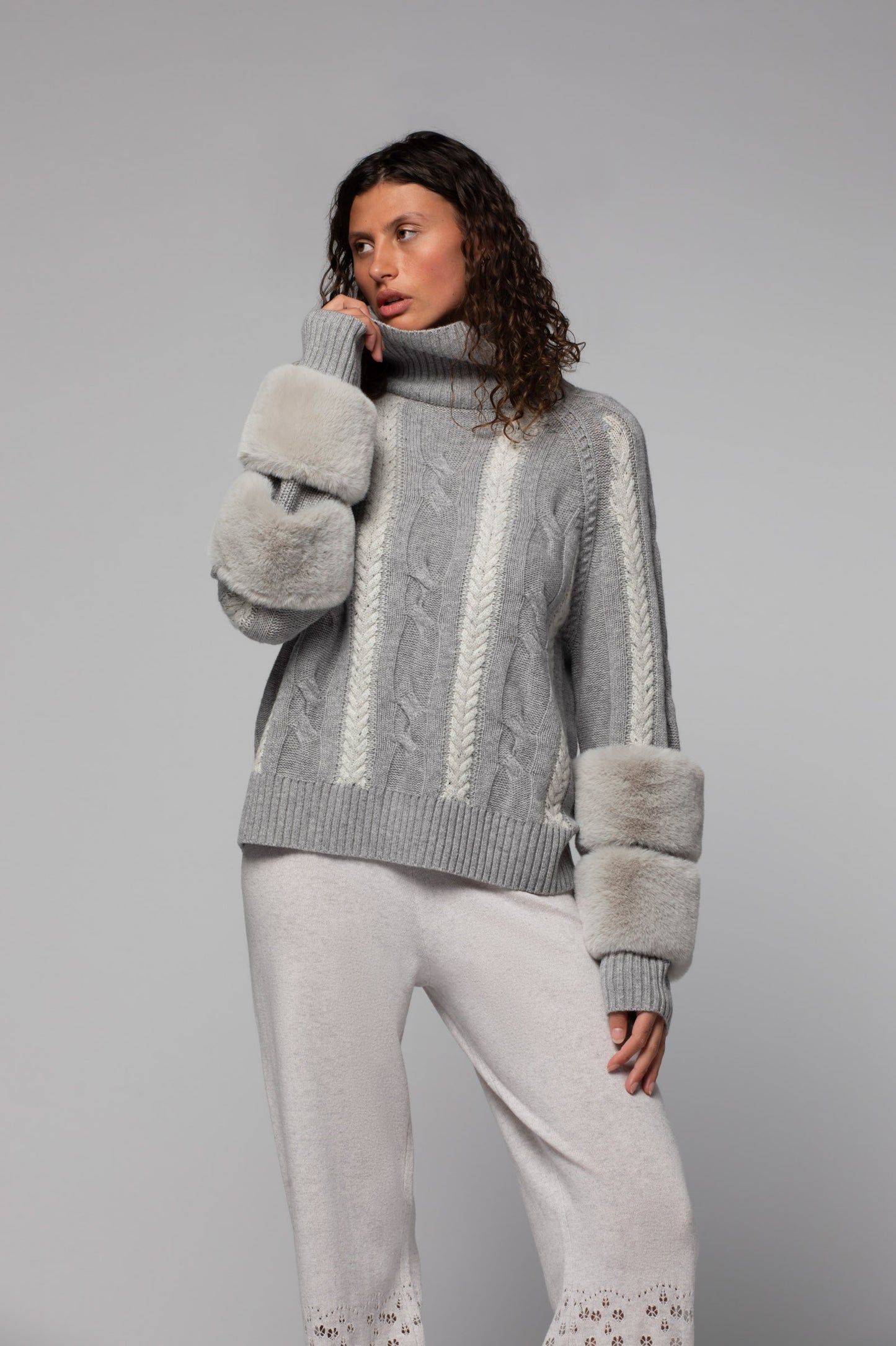 PAZ sweater
