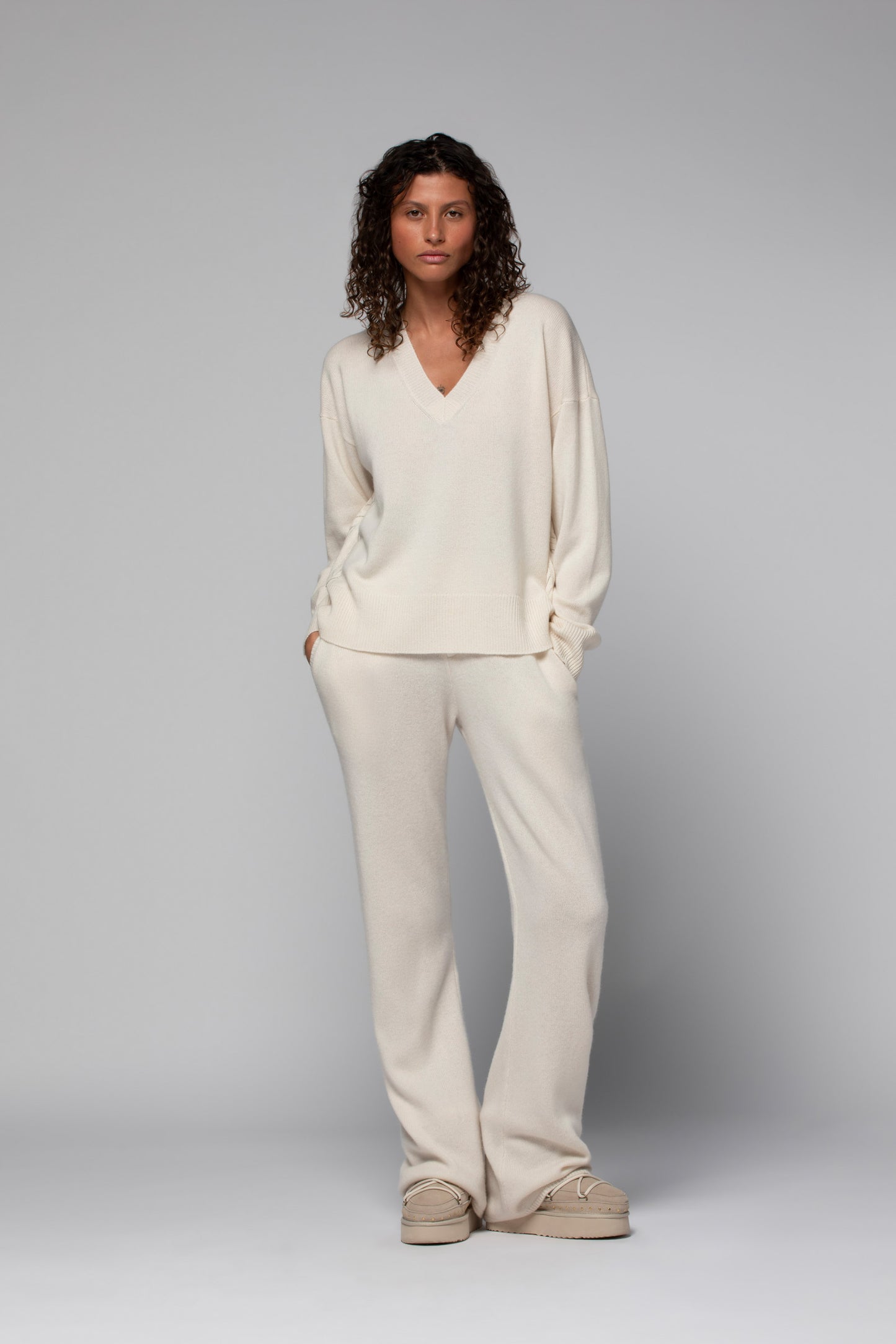 PHOEBE sweater
