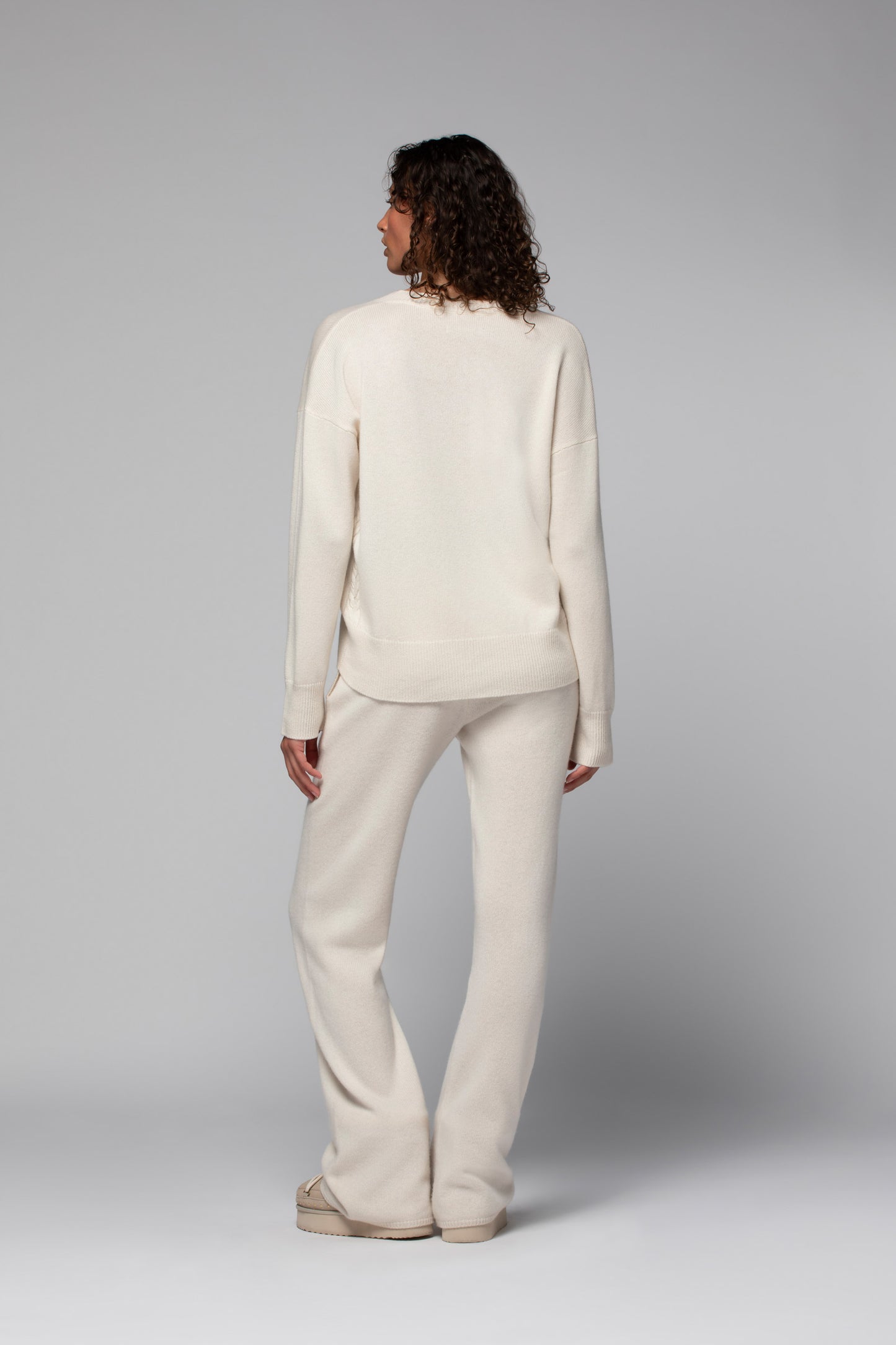 PHOEBE sweater