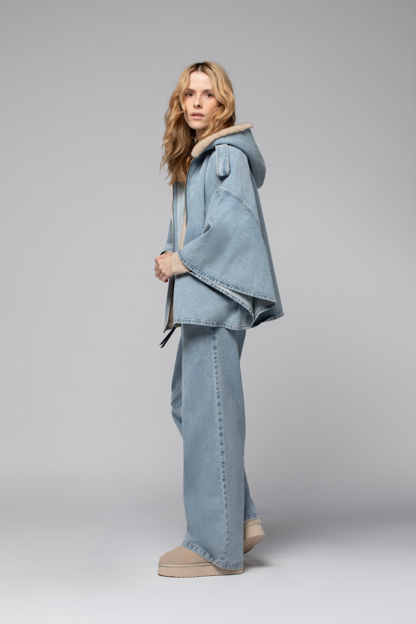 VANDA poncho