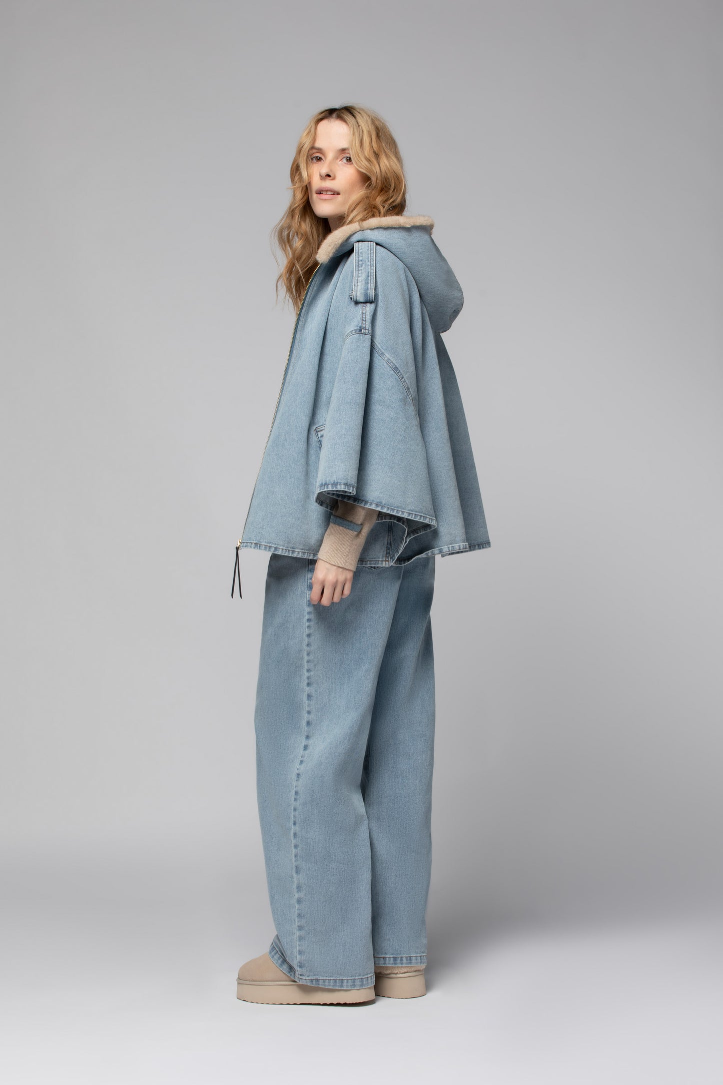 VANDA poncho