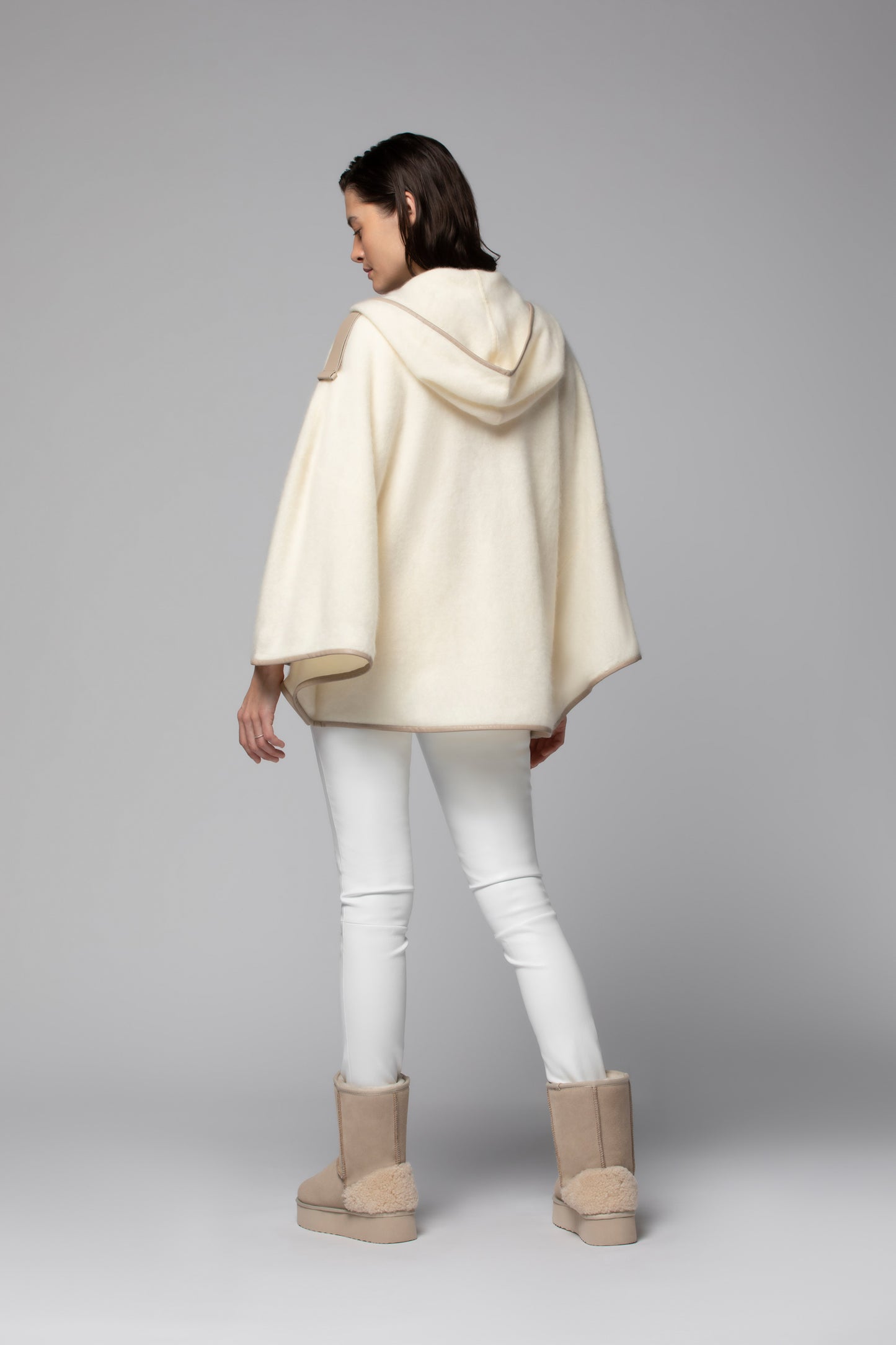 VANDA poncho