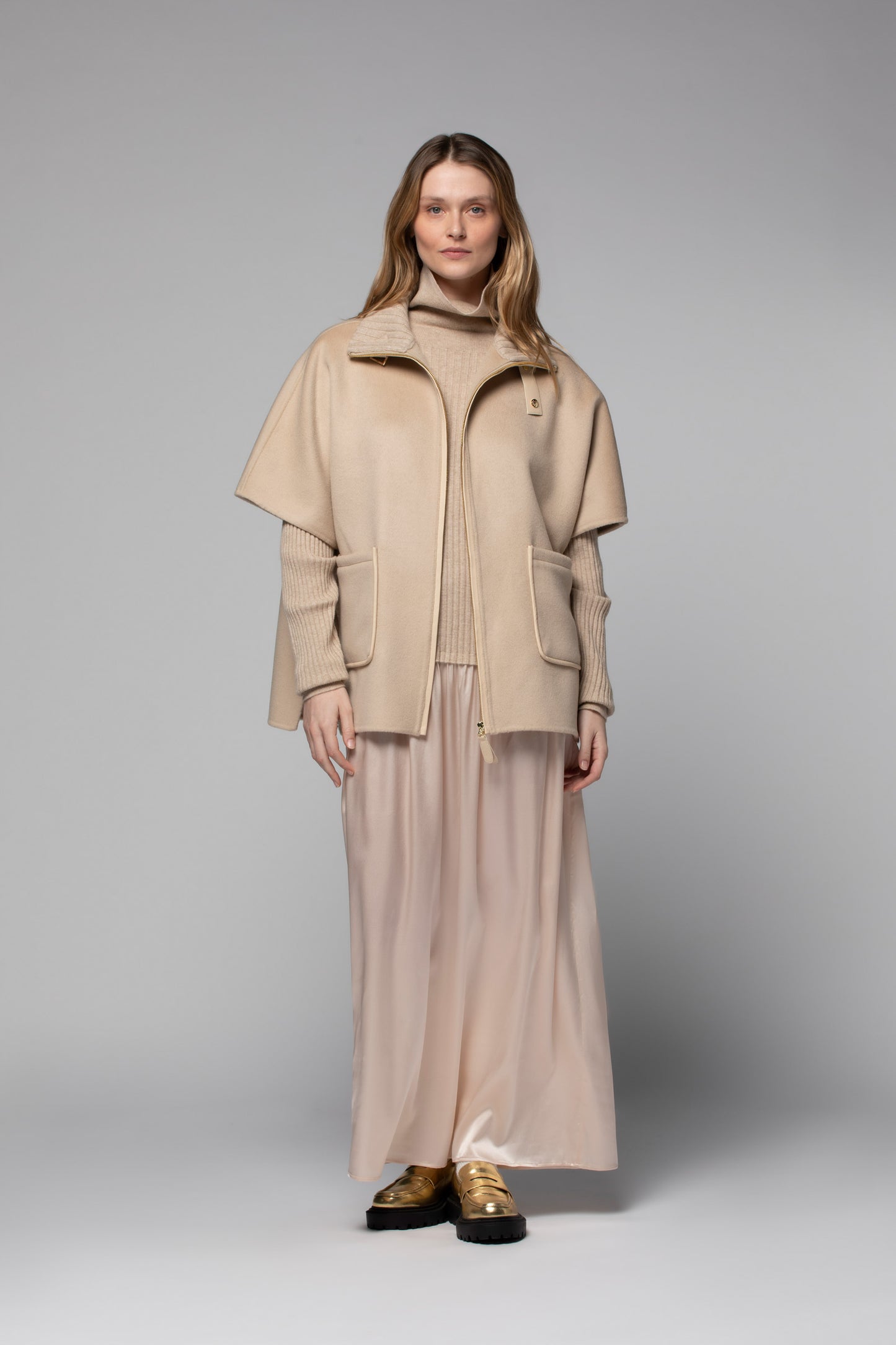 VOLI poncho