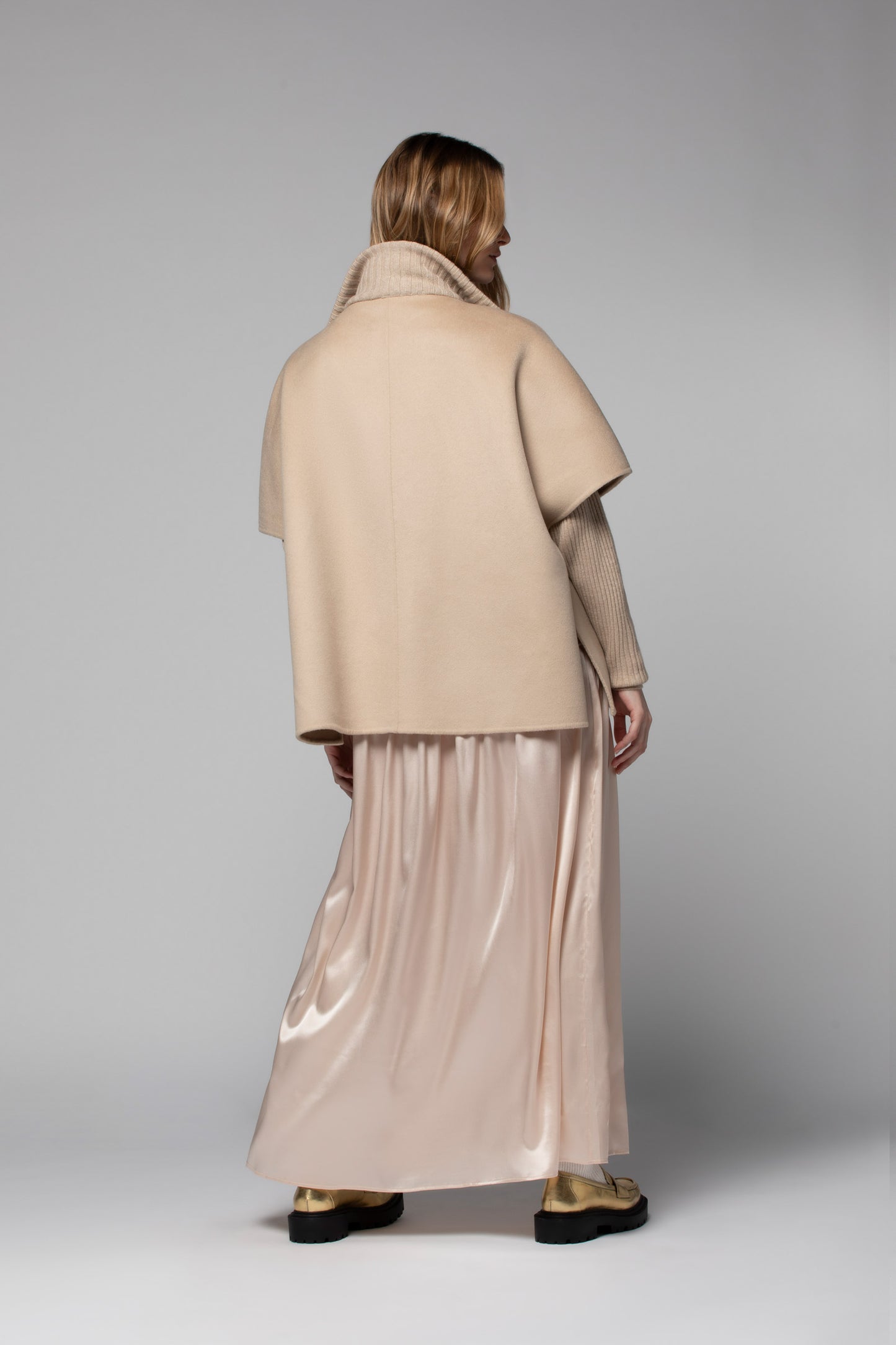 VOLI poncho
