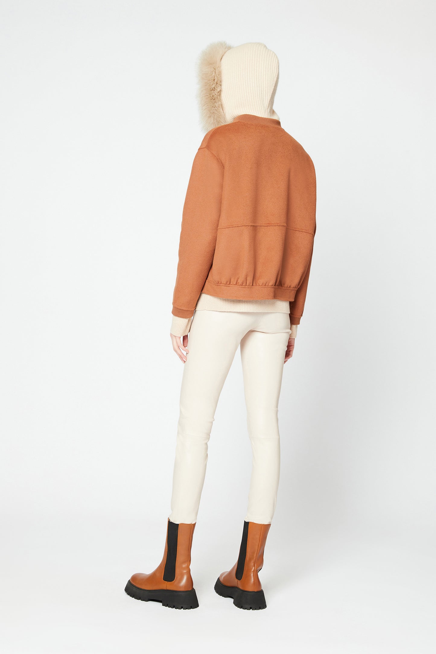 PERLEGGING en cuir