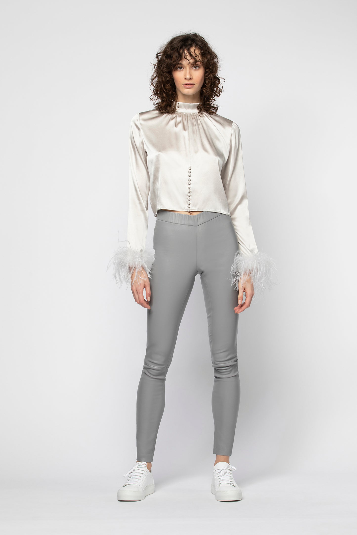 Pantalon PERLEGGING gris en cuir d'agneau coton haut de gamme MAX&MOI