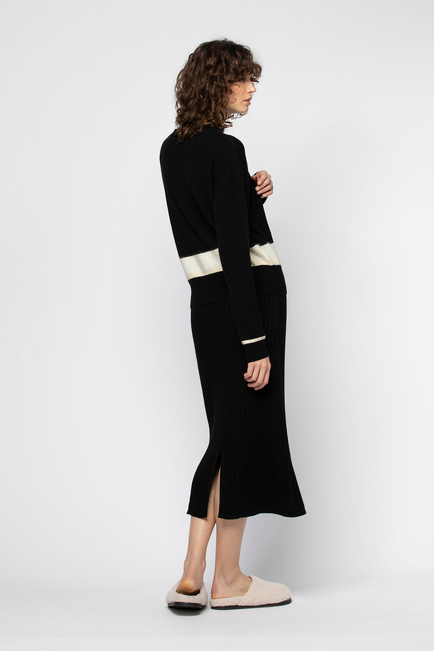 PLUMS sweater