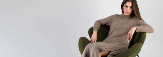 Précommande exclusive :| Pulls et robes en laine et tonte de raton laveur