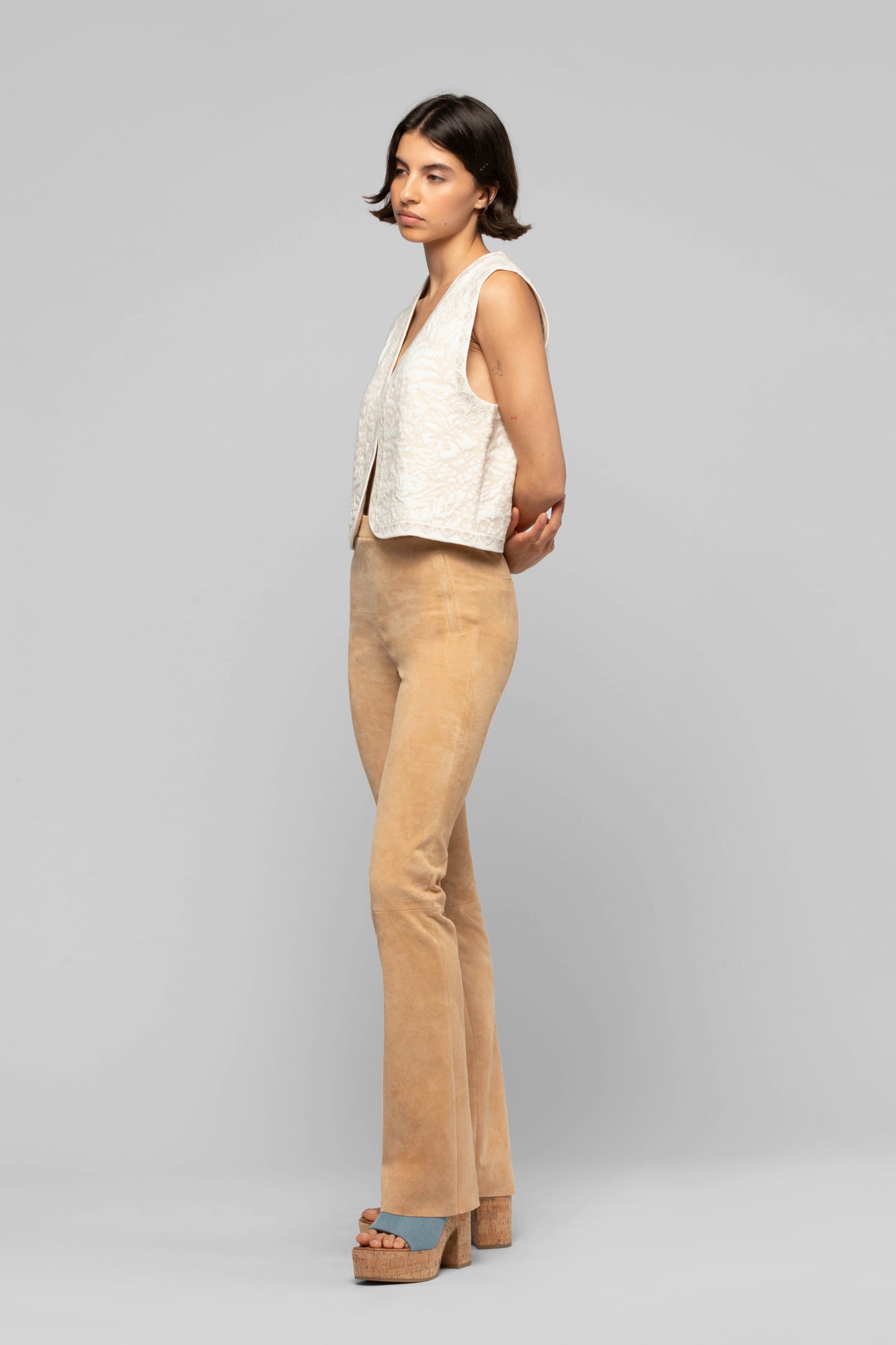 Pantalon Beyina camel en daim mode femme luxe