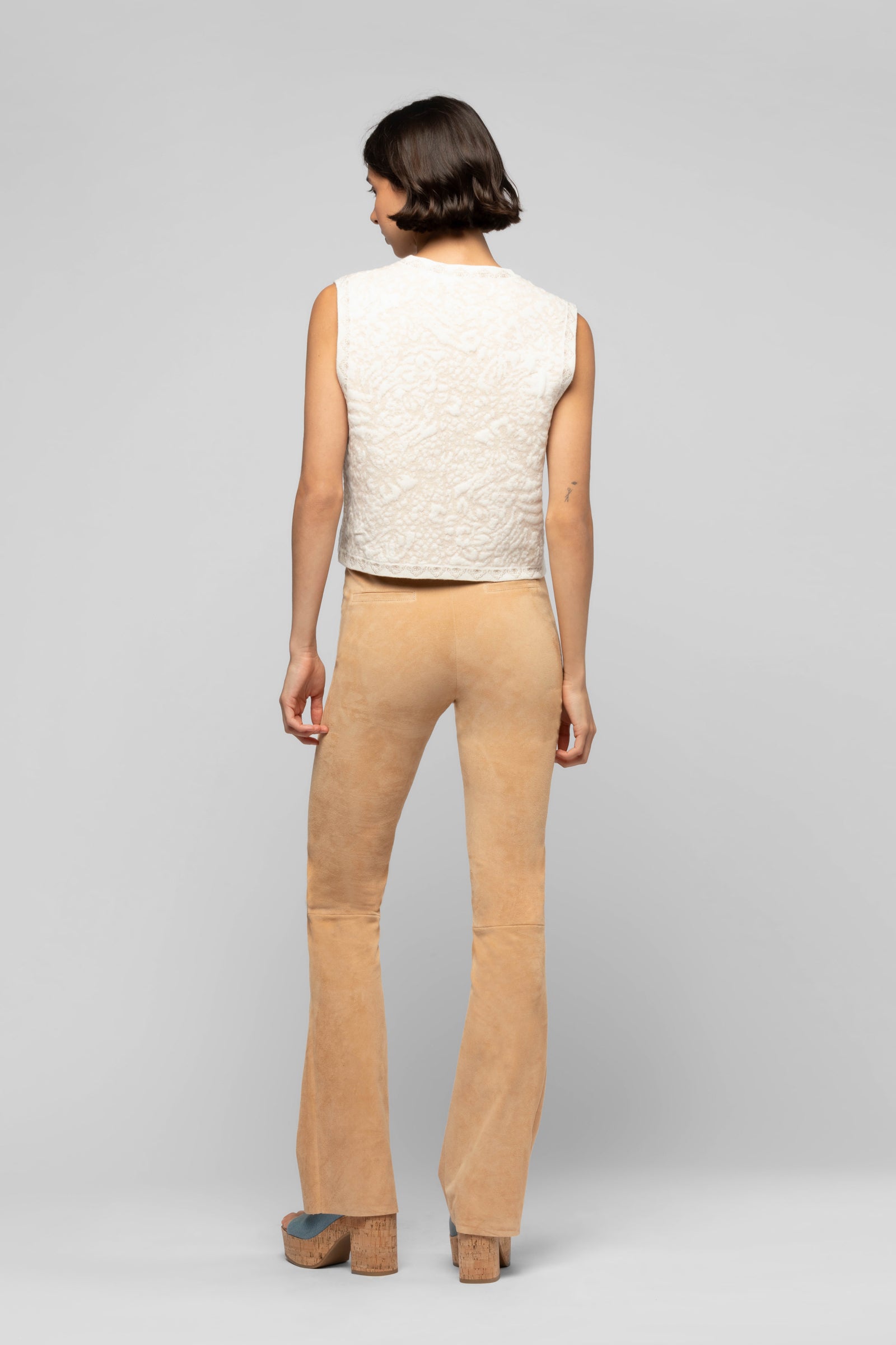 Pantalon Beyina camel en daim mode femme luxe