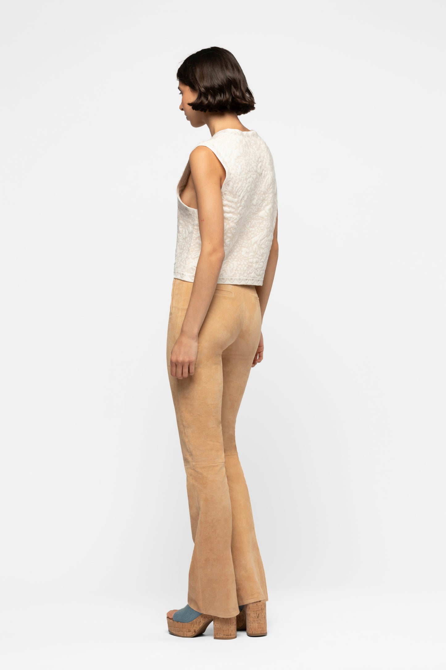 Legging en cuir de daim luxe camel collection été MAX&MOI vêtement femme contemporain