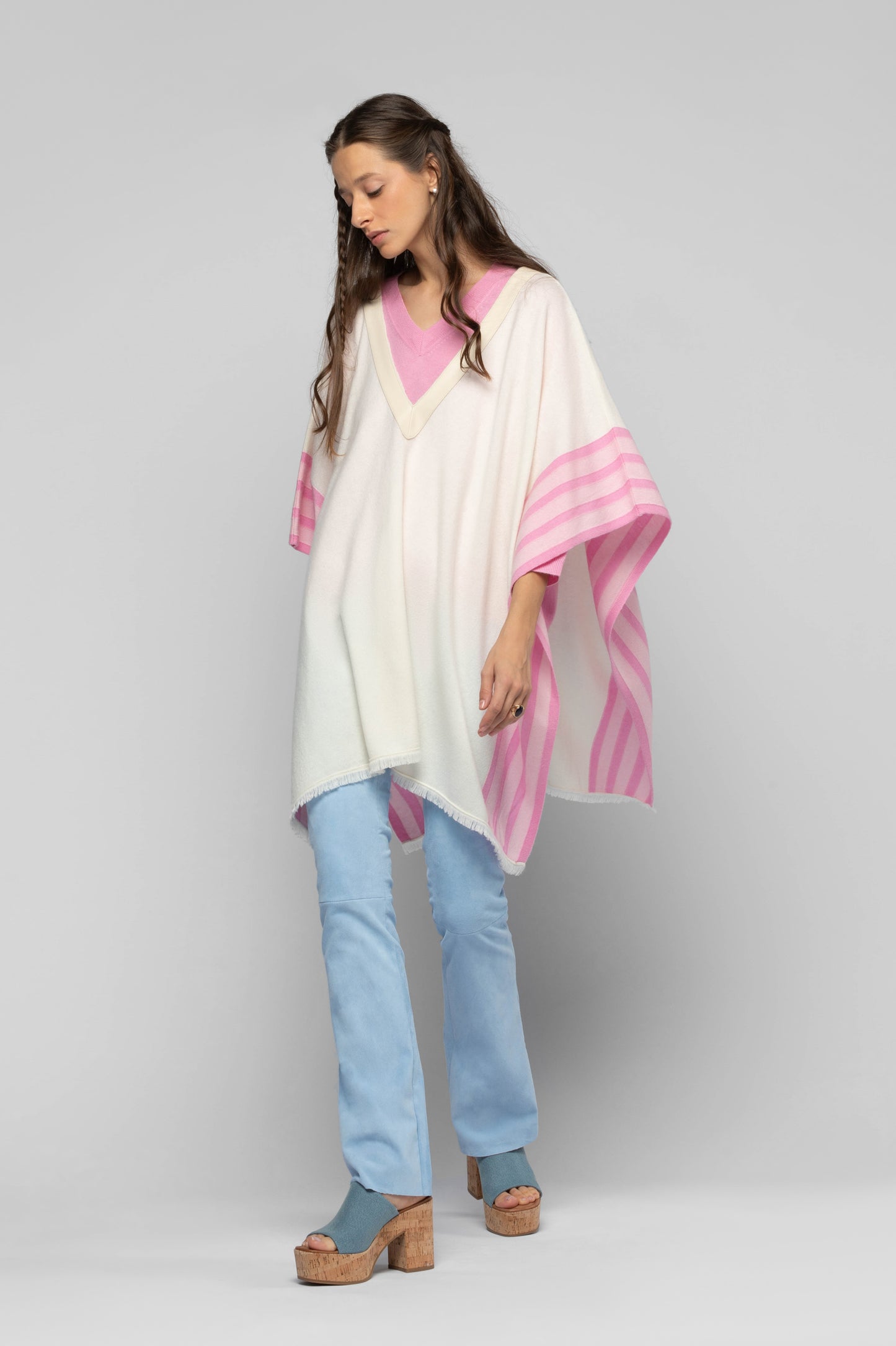 Poncho Pagata blanc en laine et cachemire mode femme luxe