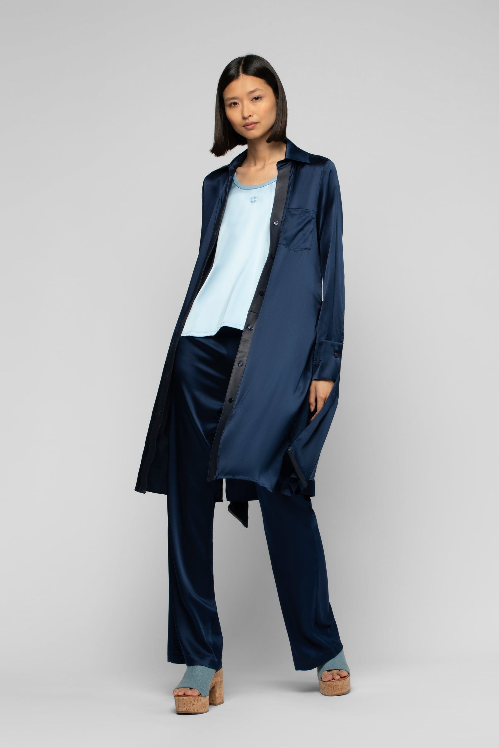 Robe Raesa bleu marine en soie et cuir mode femme luxe