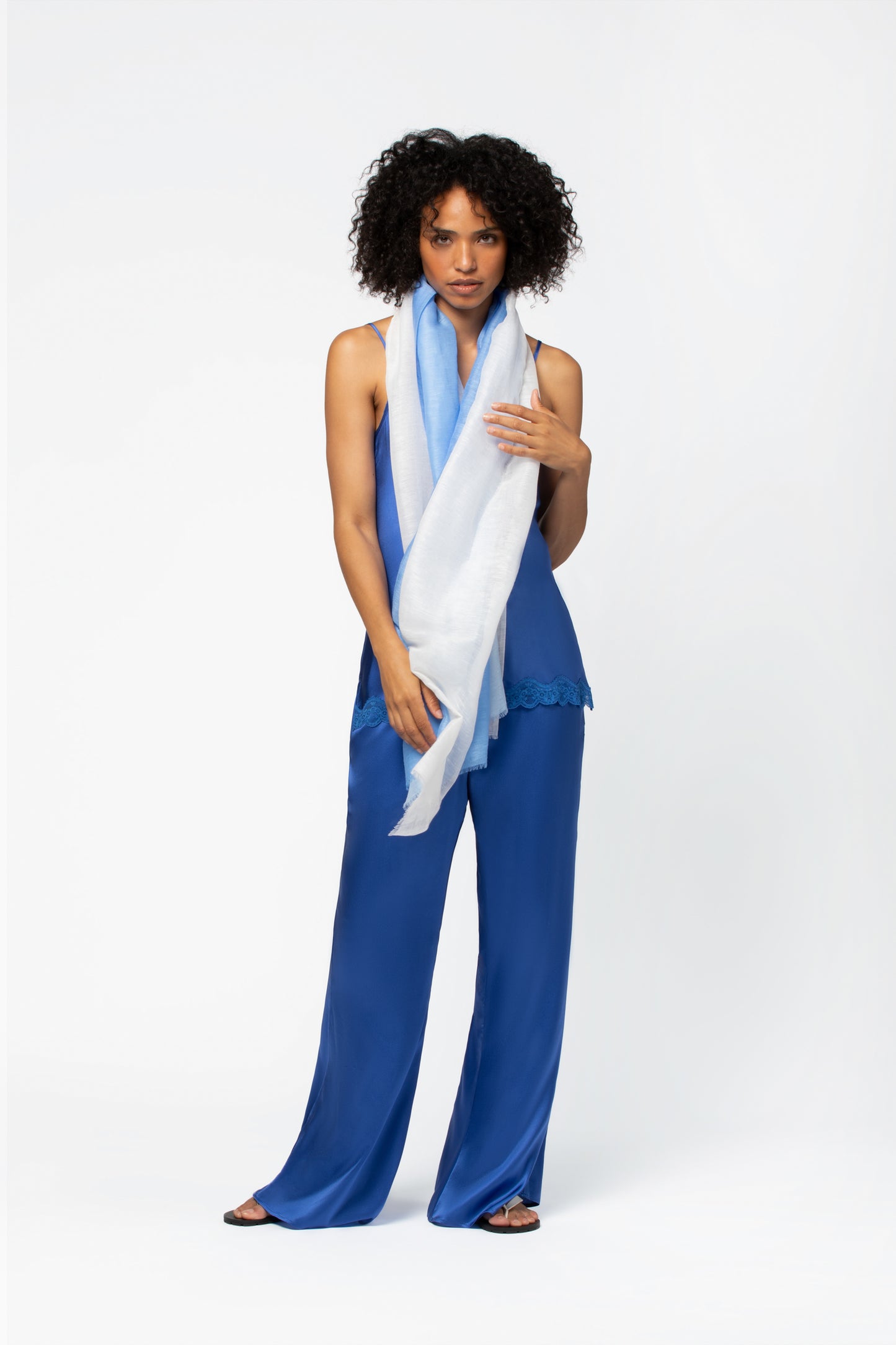 Foulard imprimé femme en lin et coton bleu horizon MAX&MOI vêtement luxe tendance