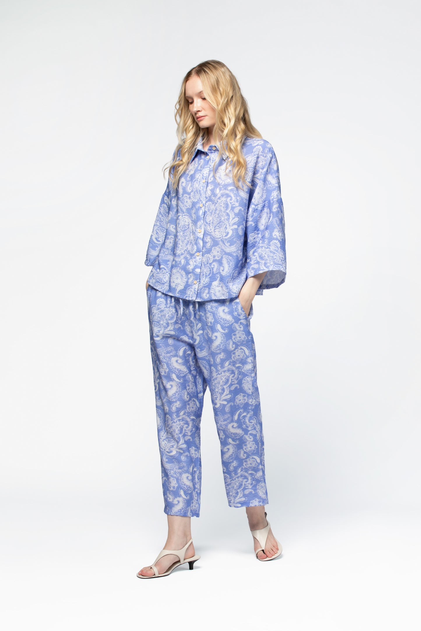 Pantalon 7/8 viscose femme mode luxe MAX&MOI imprimé bandana