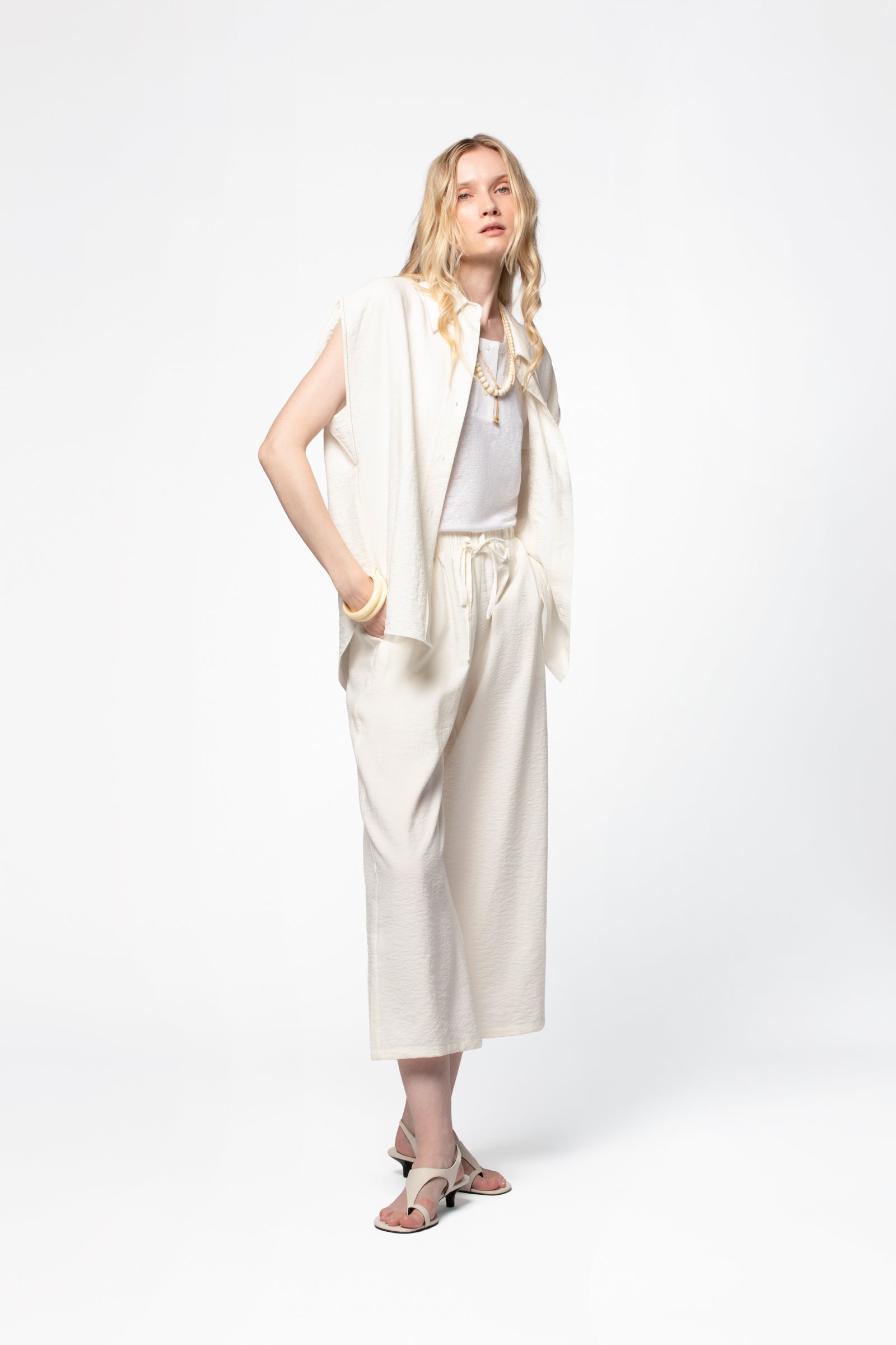 Chemise soie femme coupe fluide et élégante MAX&MOI mode luxe blanc