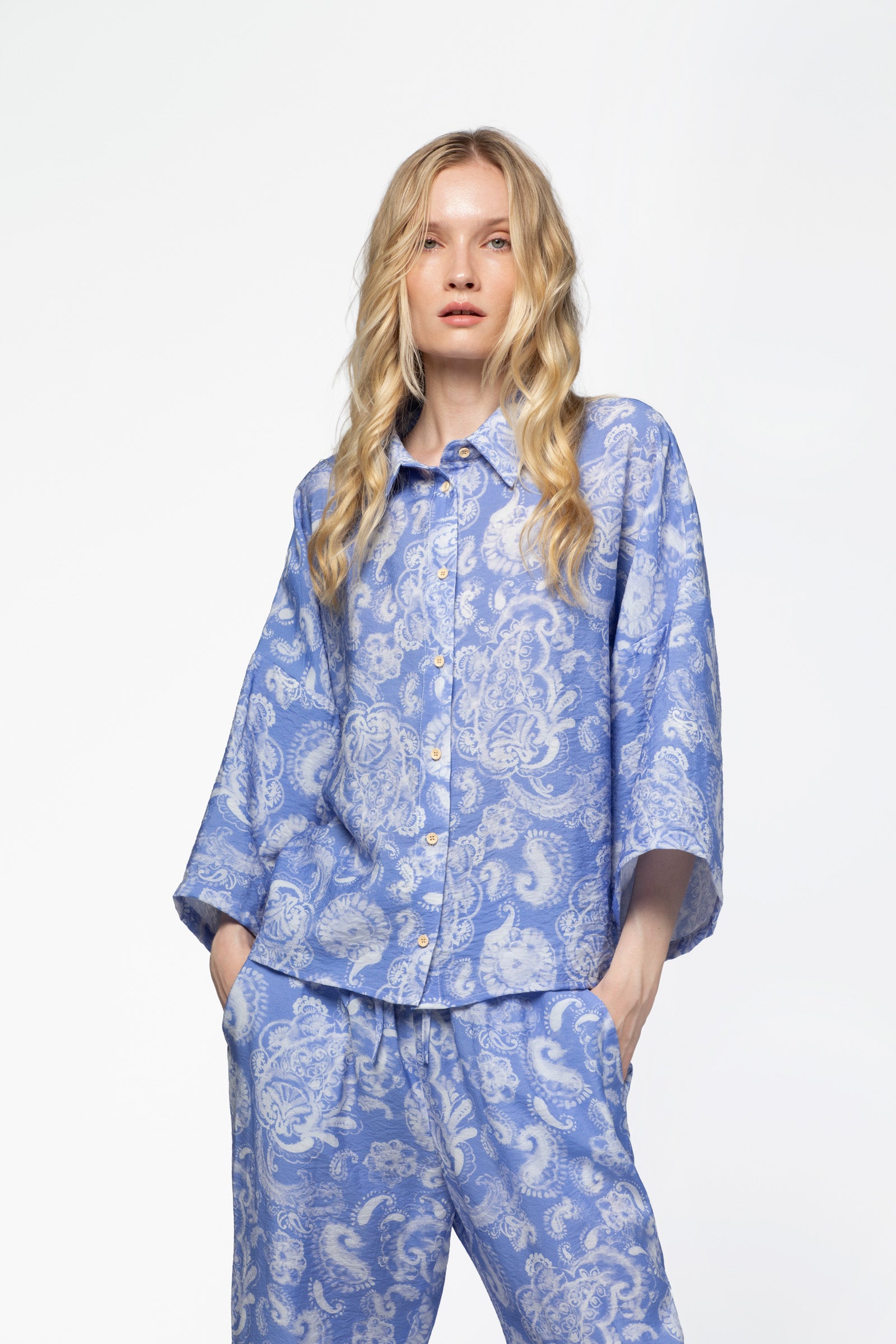 Chemise viscose femme mode luxe MAX&MOI imprimé bandana