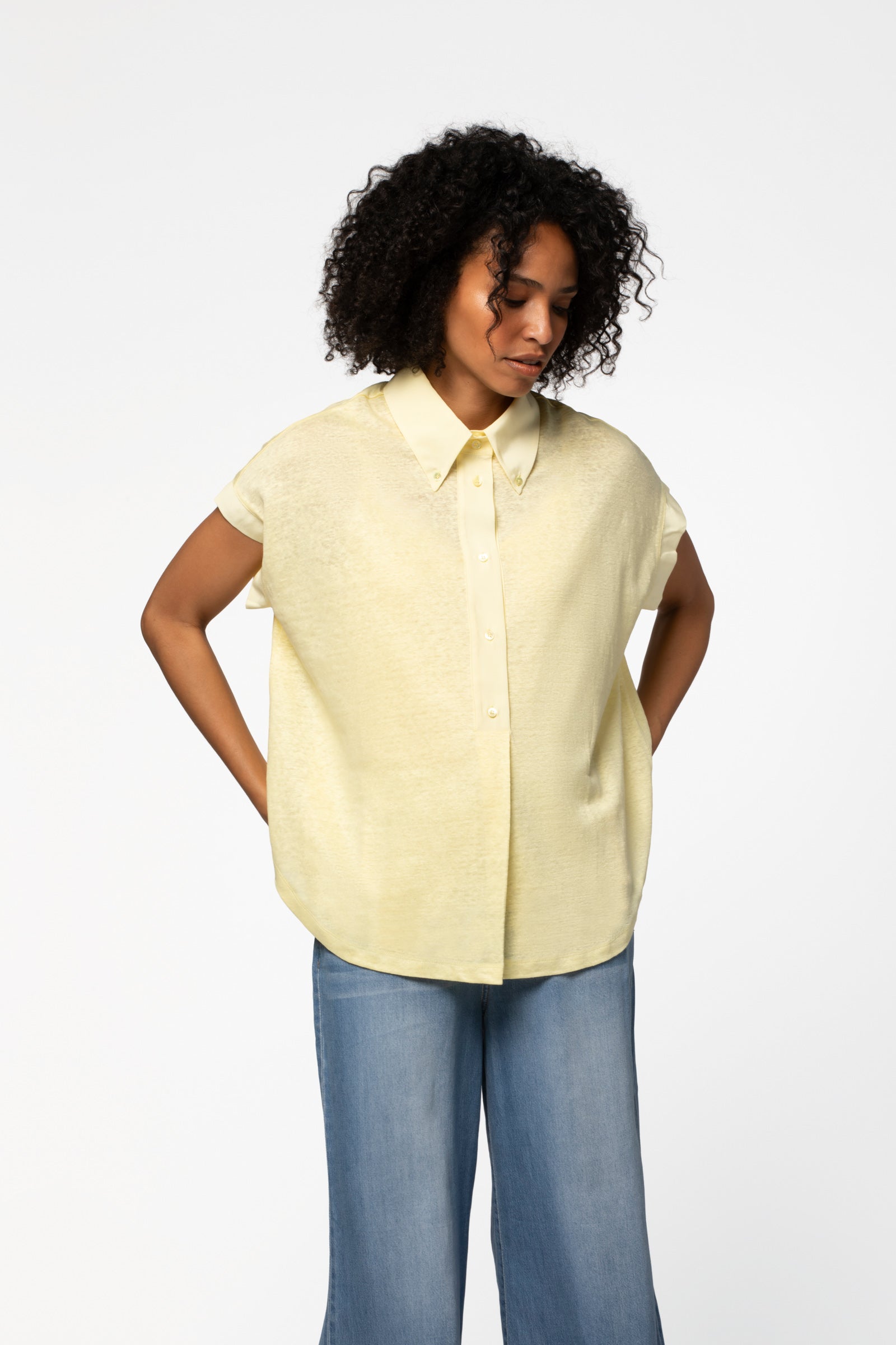 Chemise lin femme coupe ample jaune MAX&MOI mode femme contemporain
