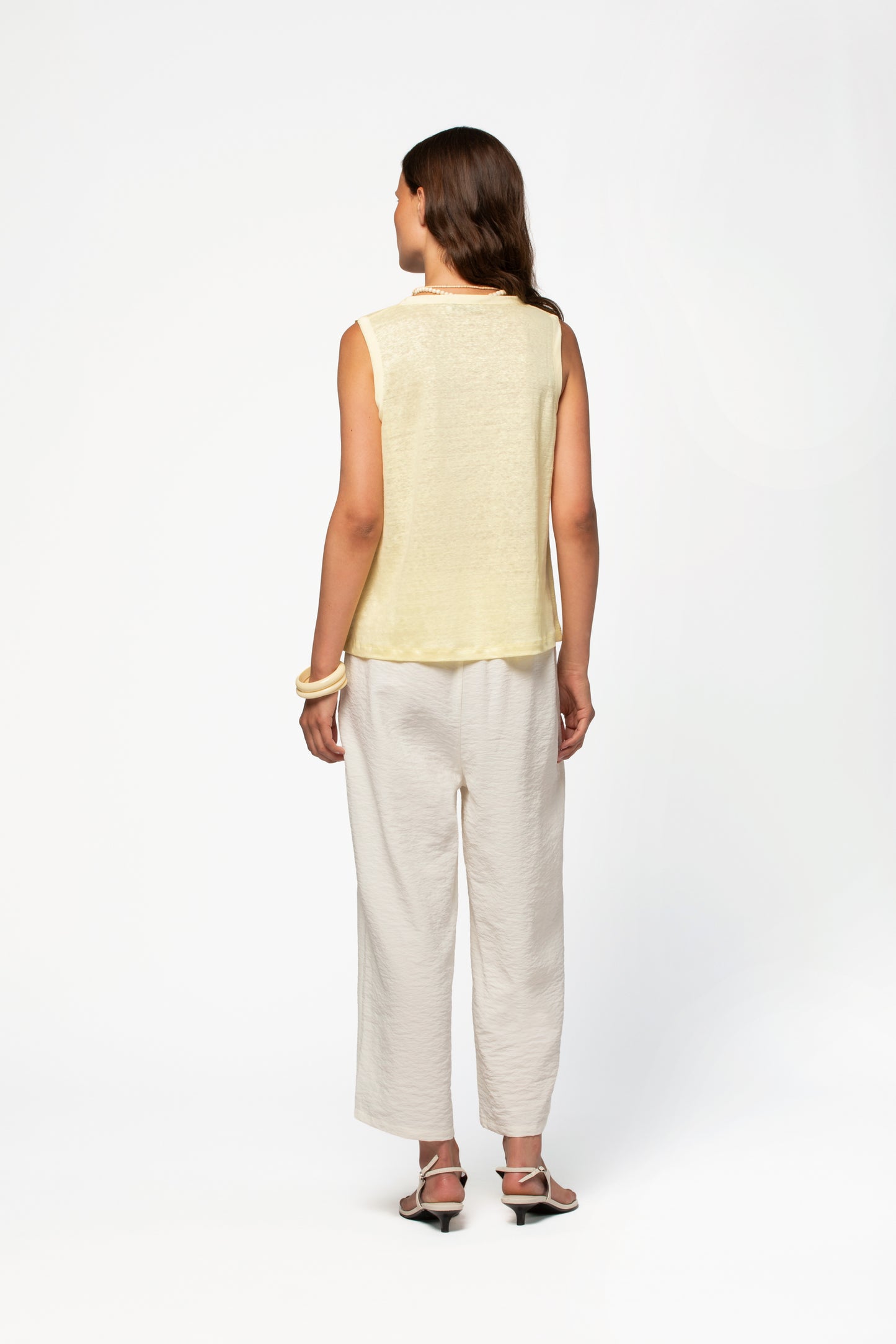 Débardeur lin respirant luxe femme MAX&MOI silhouette contemporaine jaune