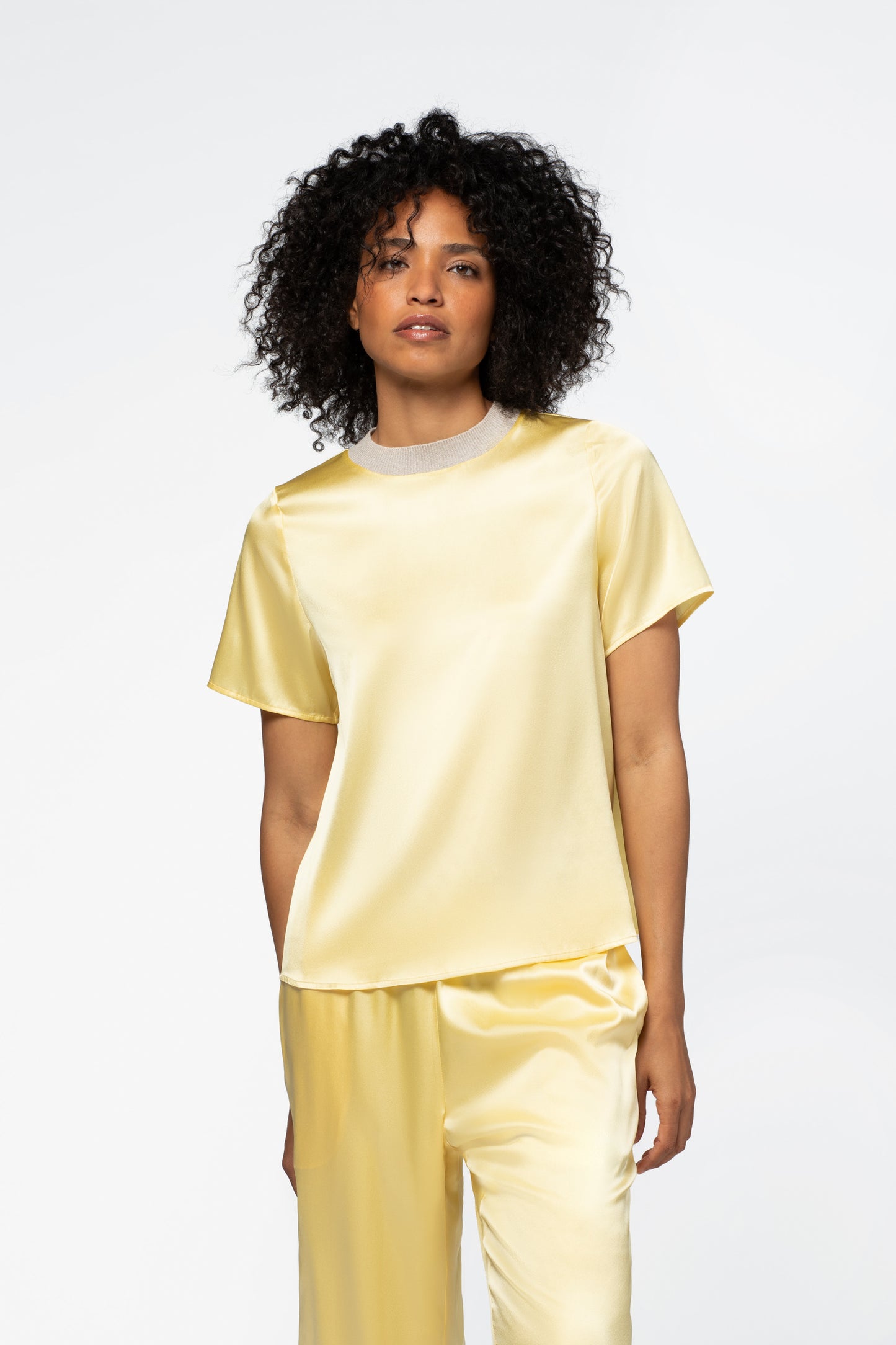 Top soie femme mode luxe MAX&MOI jaune