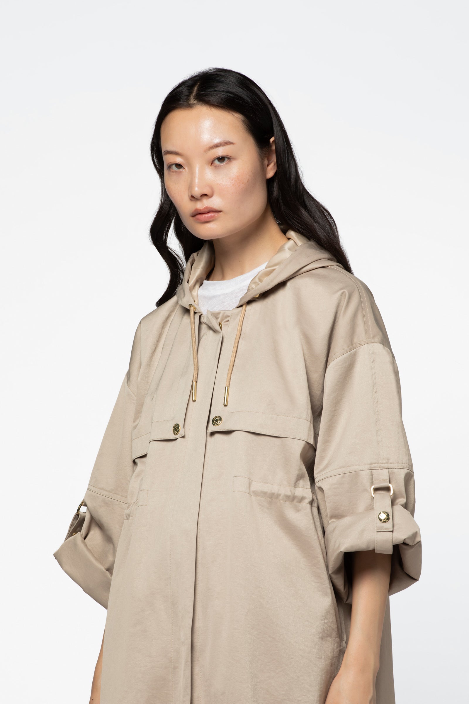 Women's Long Beige Cotton Hooded Trench Coat – VEDIO | MAX&MOI