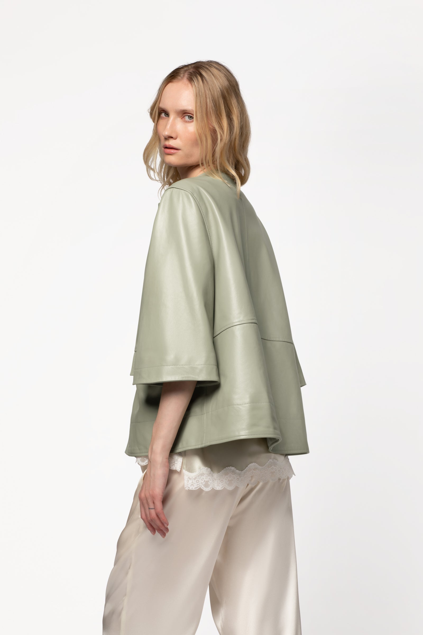 Veste cuir luxe kaki MAX&MOI vêtement femme mode et contemporain