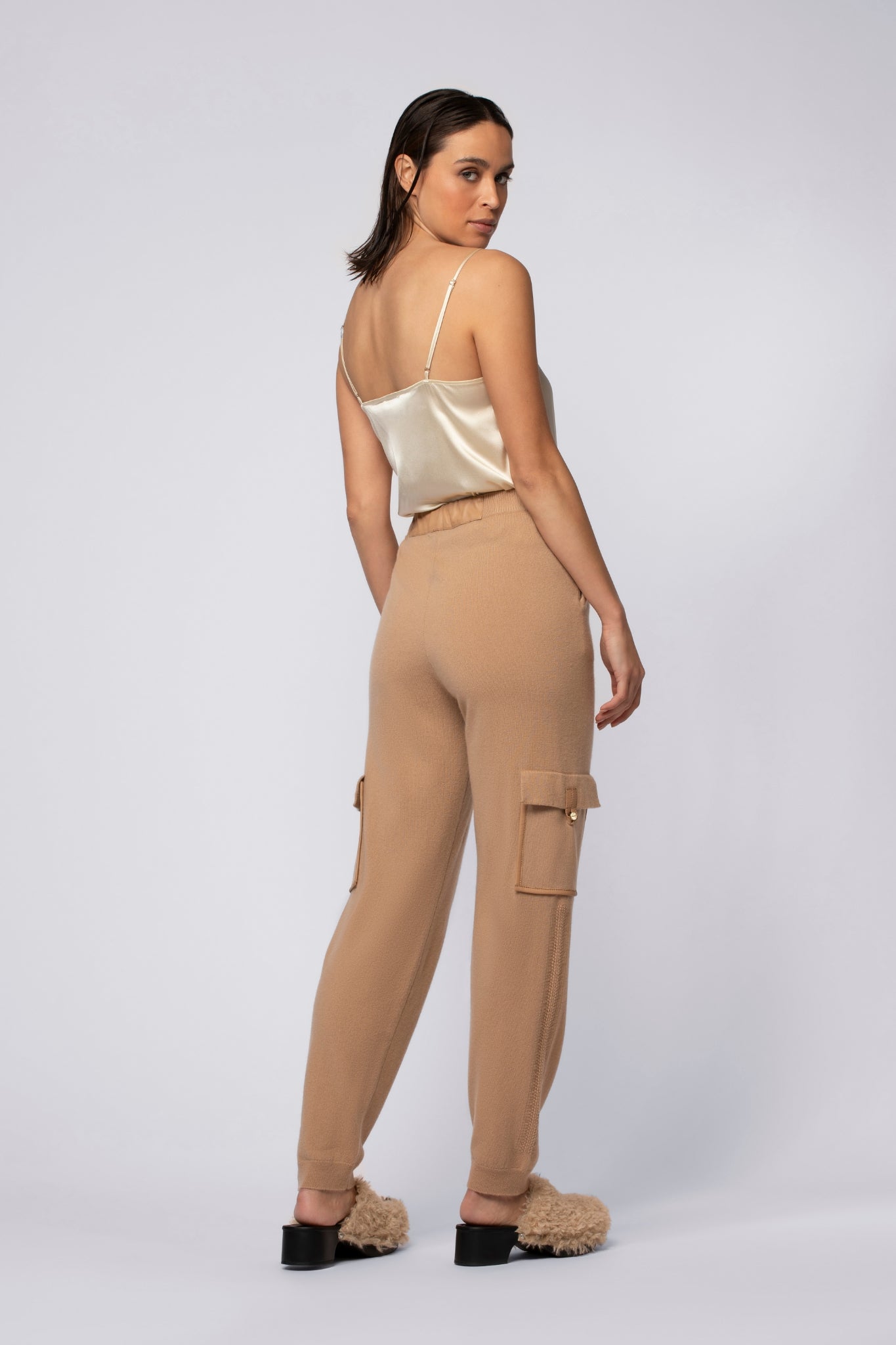 Pantalon BERNA camel en laine cachemire haut de gamme MAX&MOI