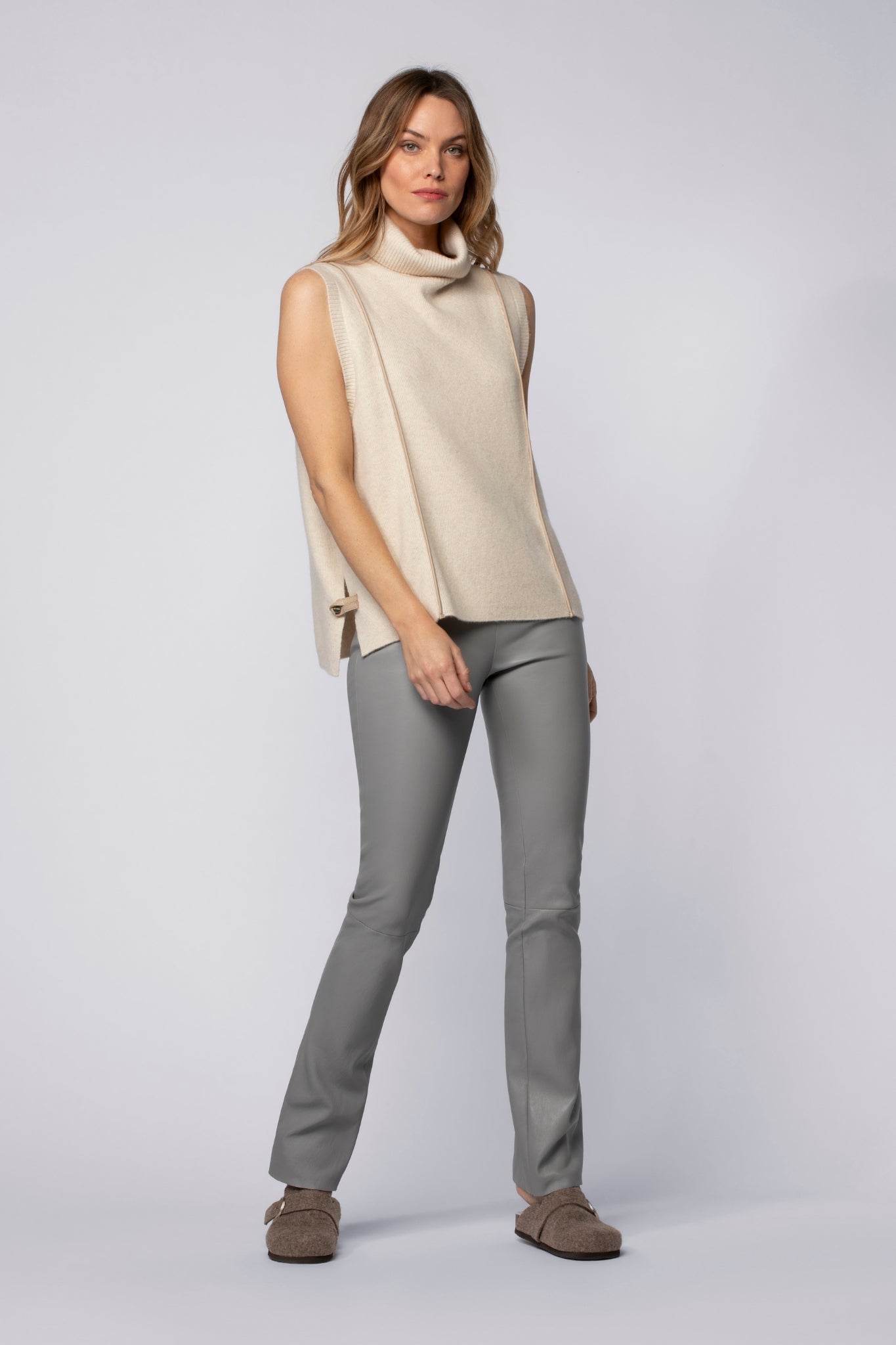 Pantalon BEYINA gris en cuir d'agneau haut de gamme MAX&MOI