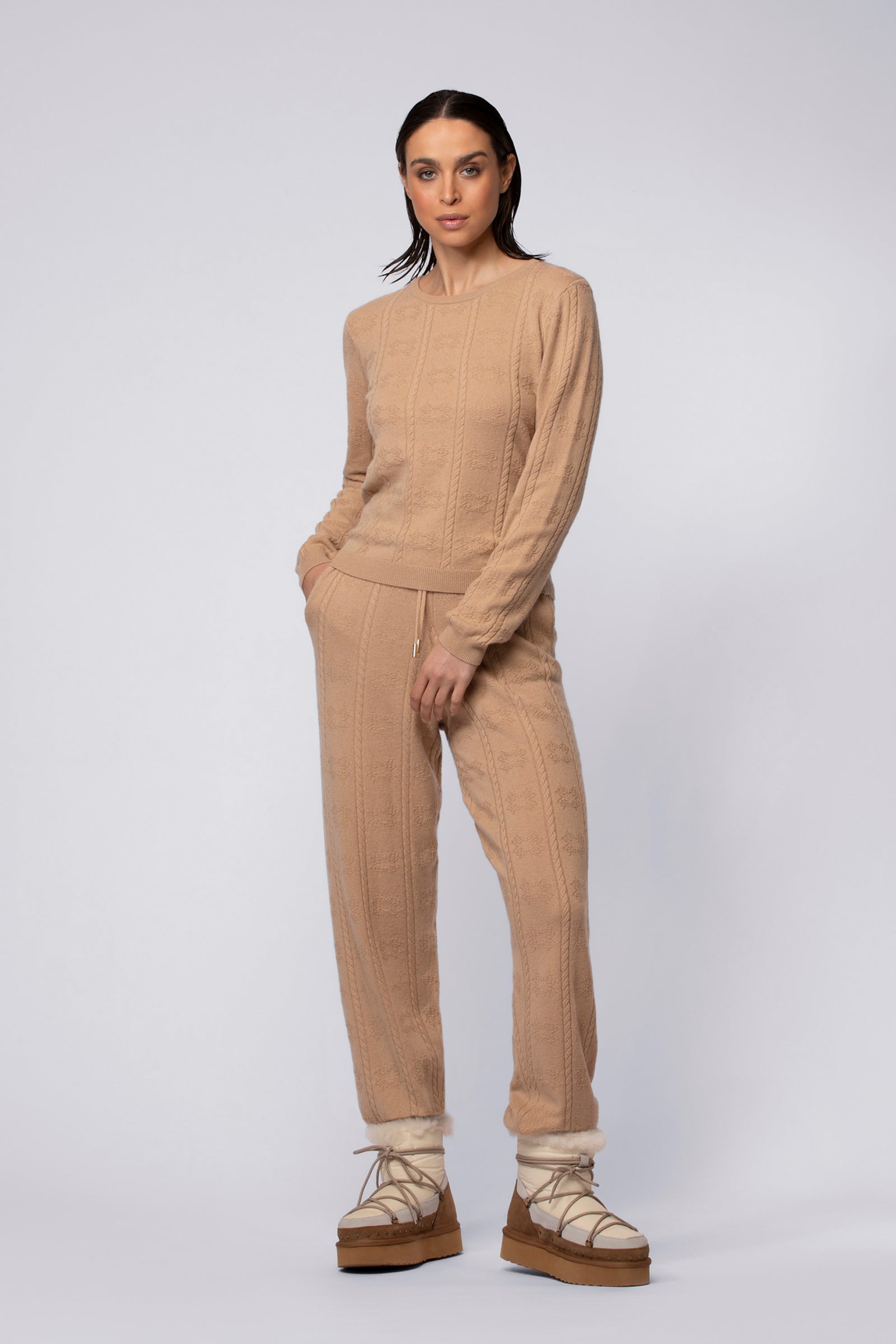 Pantalon BYNA camel en cachemire haut de gamme MAX&MOI