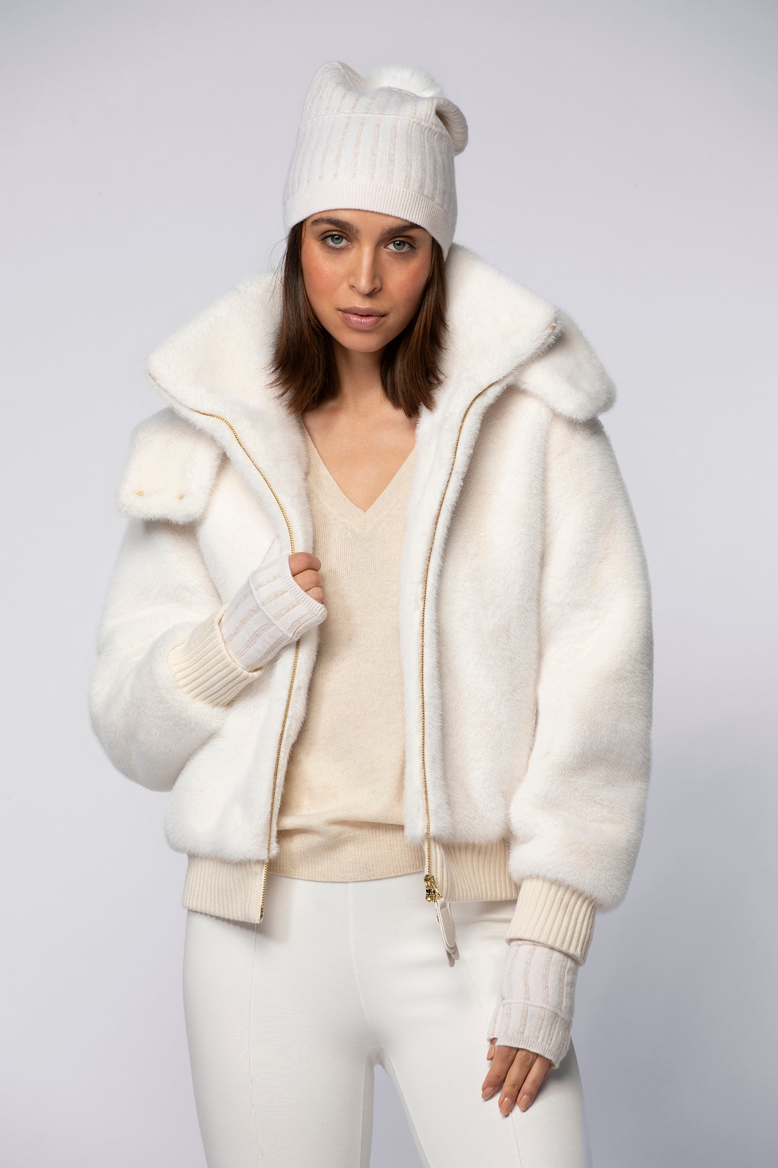 Gilet GALA blanc en fausse fourrure haut de gamme MAX&MOI