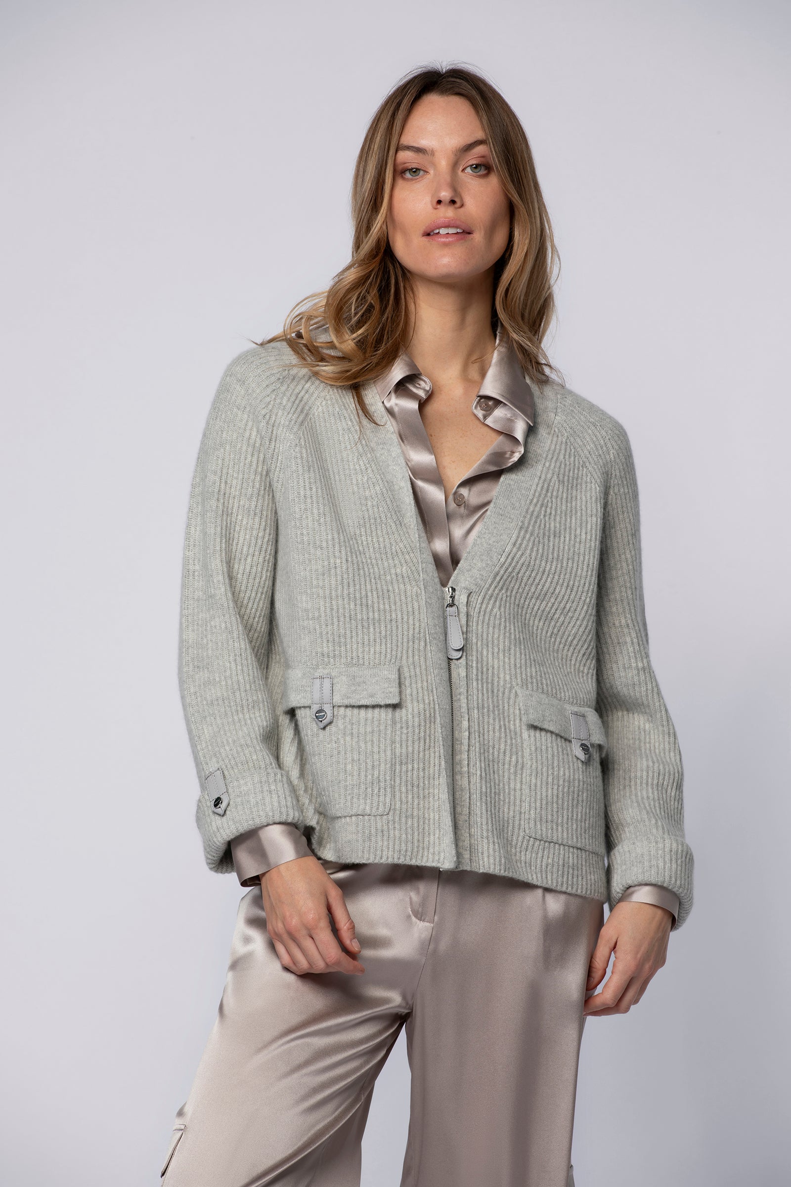 GISCA cardigan