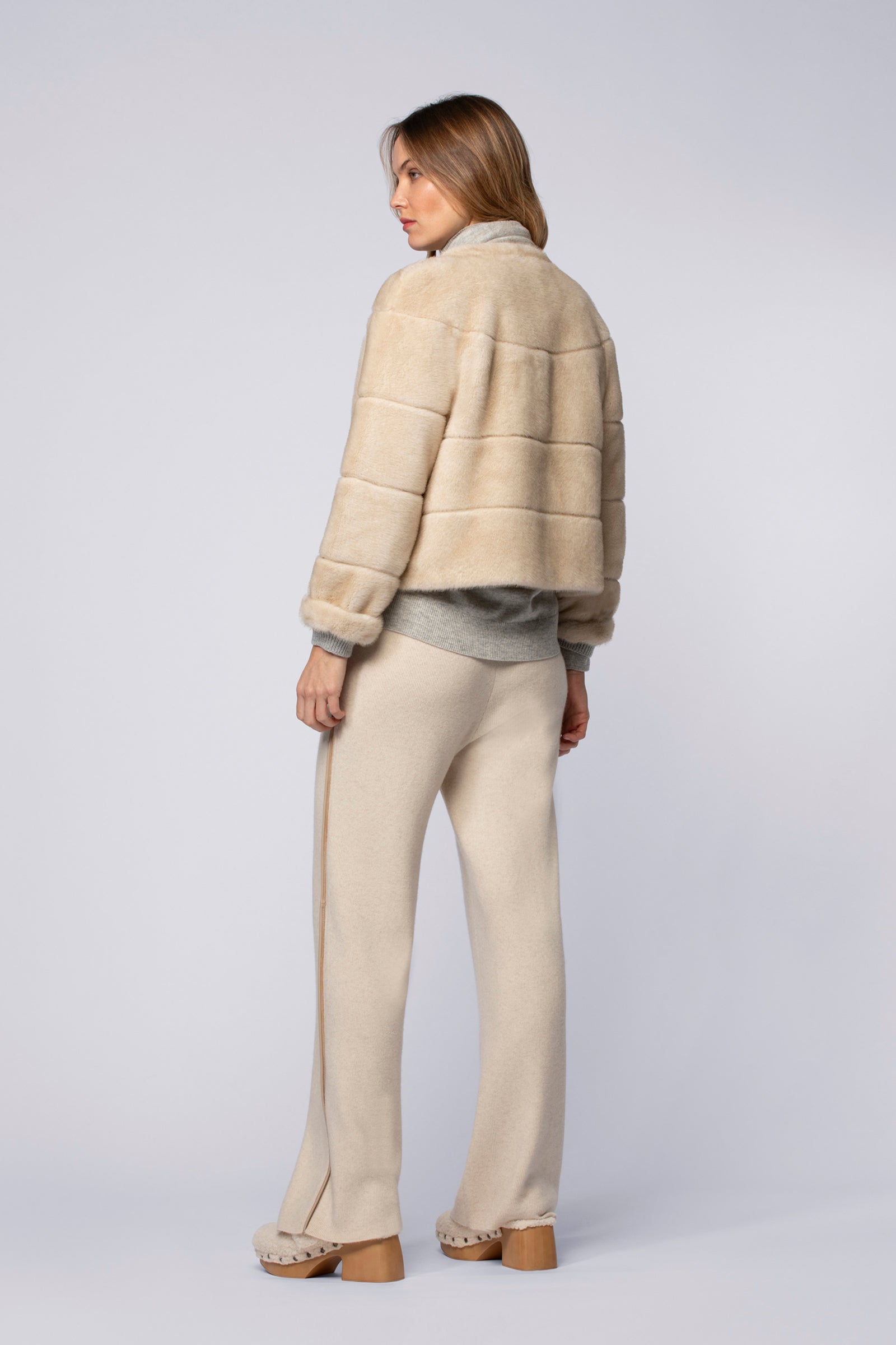 Veste MALOA beige en fausse fourrure haut de gamme MAX&MOI