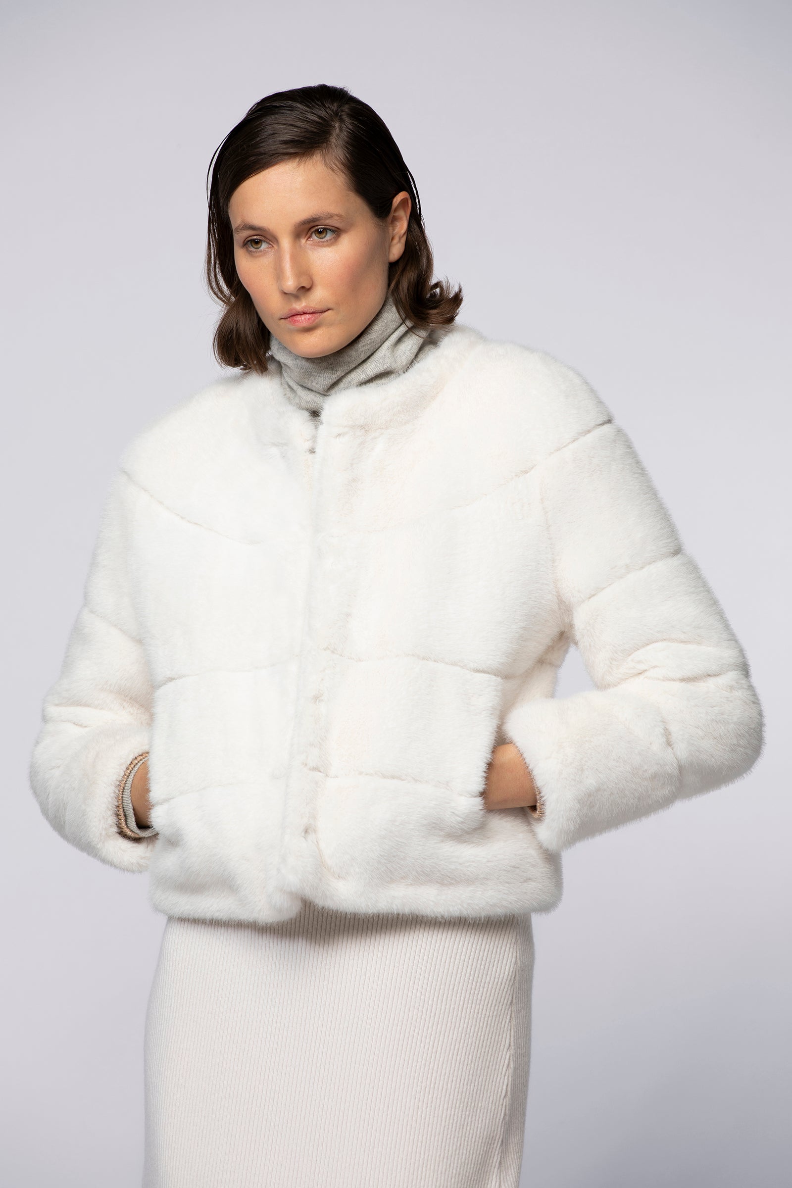 Veste MALOA blanc en fausse fourrure haut de gamme MAX&MOI