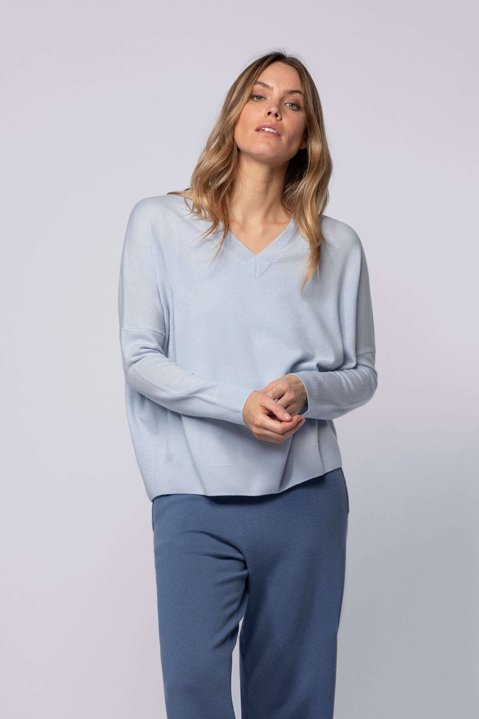 Pull PACY bleu ciel en laine cachemire haut de gamme MAX&MOI