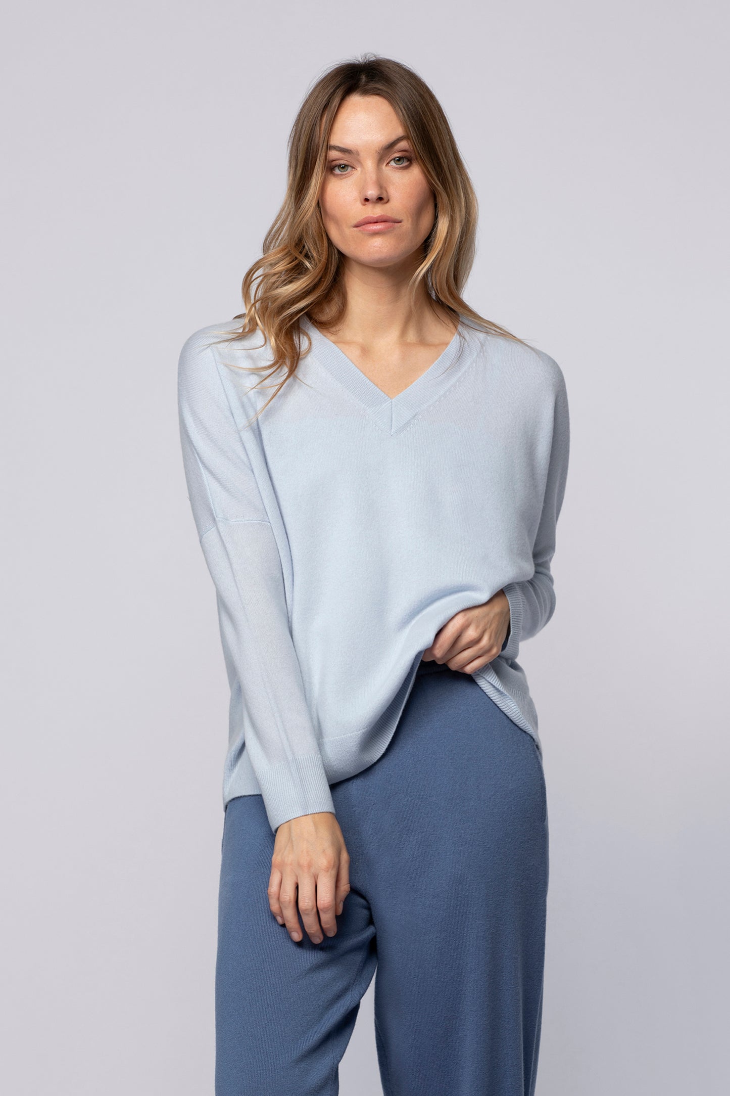 Pull PACY bleu ciel en laine cachemire haut de gamme MAX&MOI