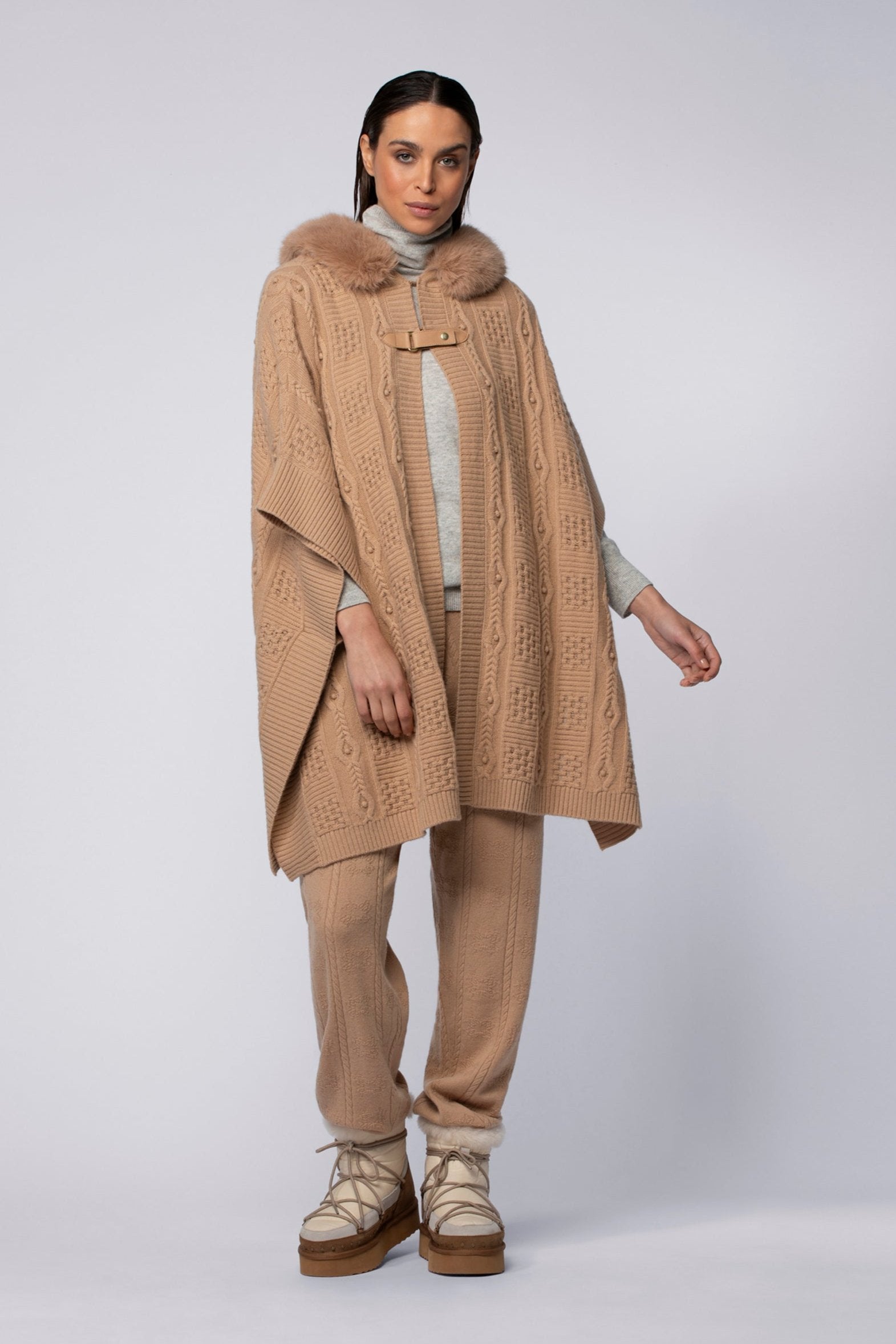 Poncho PERCE camel en laine cachemire haut de gamme MAX&MOI