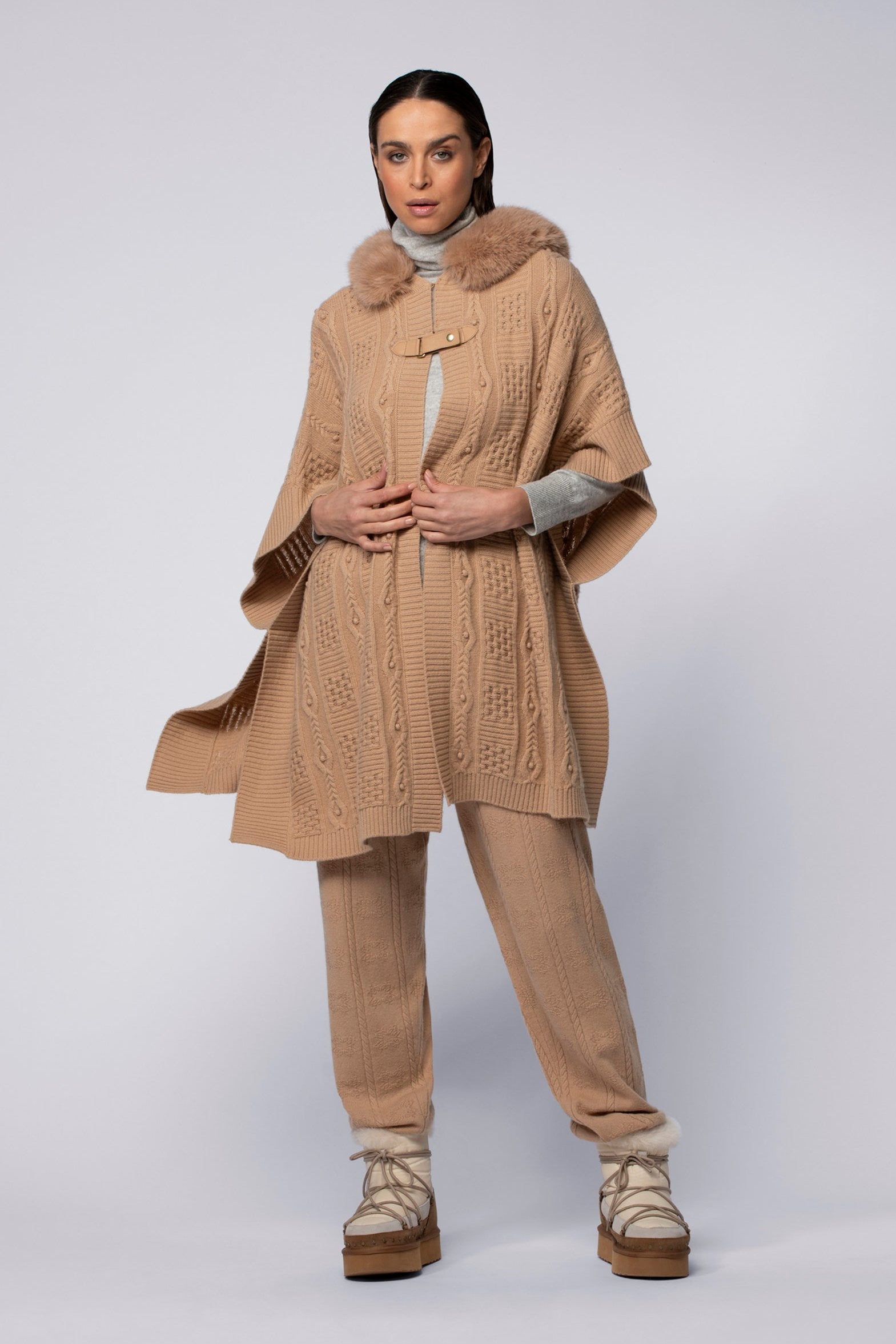 Poncho PERCE camel en laine cachemire haut de gamme MAX&MOI