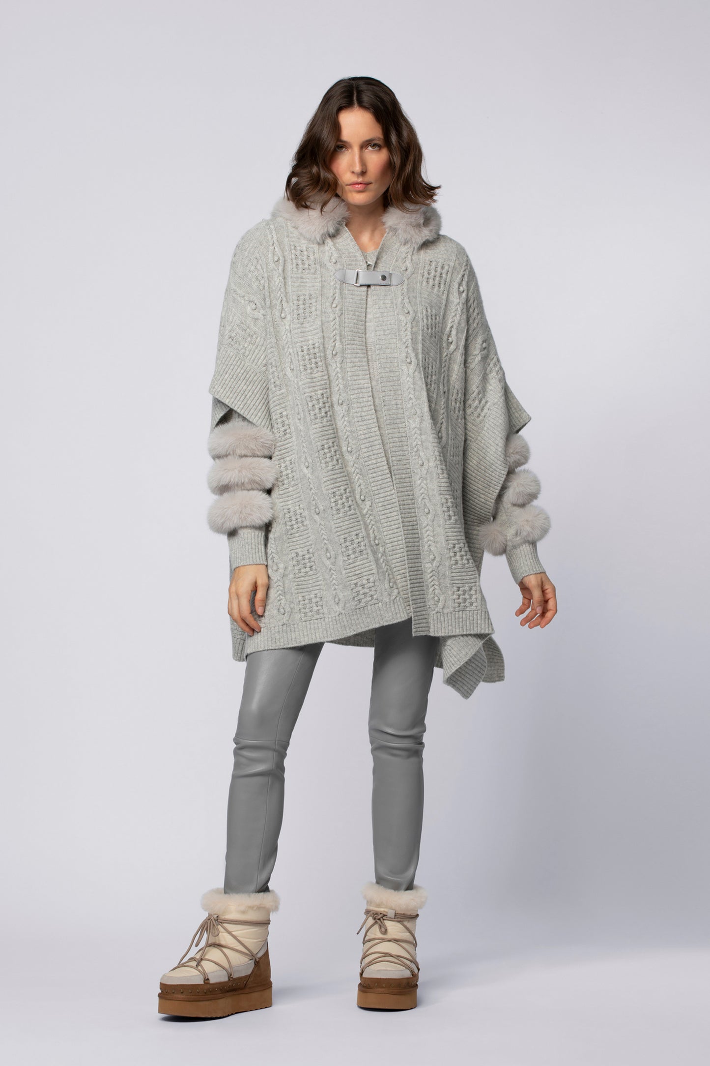 Poncho PERCE gris en laine cachemire haut de gamme MAX&MOI