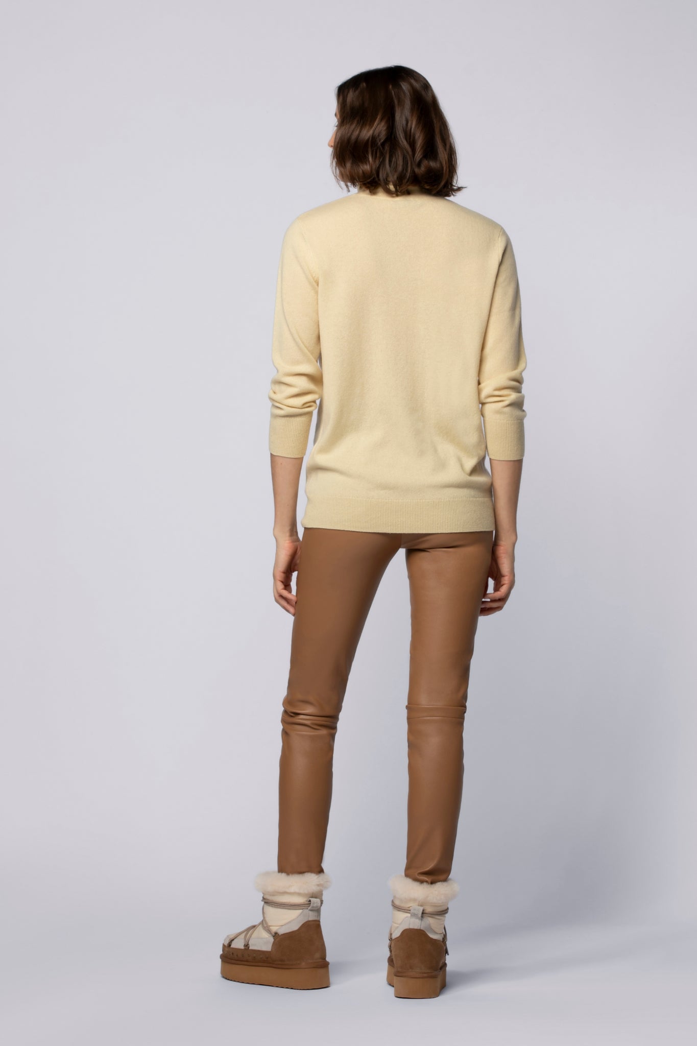 Pantalon PERLEGGING beige en cuir d'agneau coton haut de gamme MAX&MOI